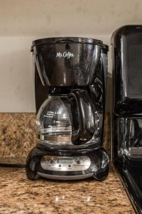 Chicago Vacations - ONE ROOM in AN APT HAVEN - Property Image 28