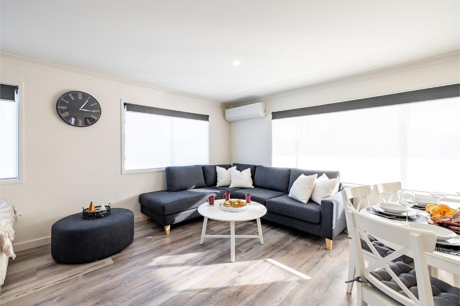 The Pacific Pearl,16 Pacific Avenue, Anna Bay - pet friendly, air con