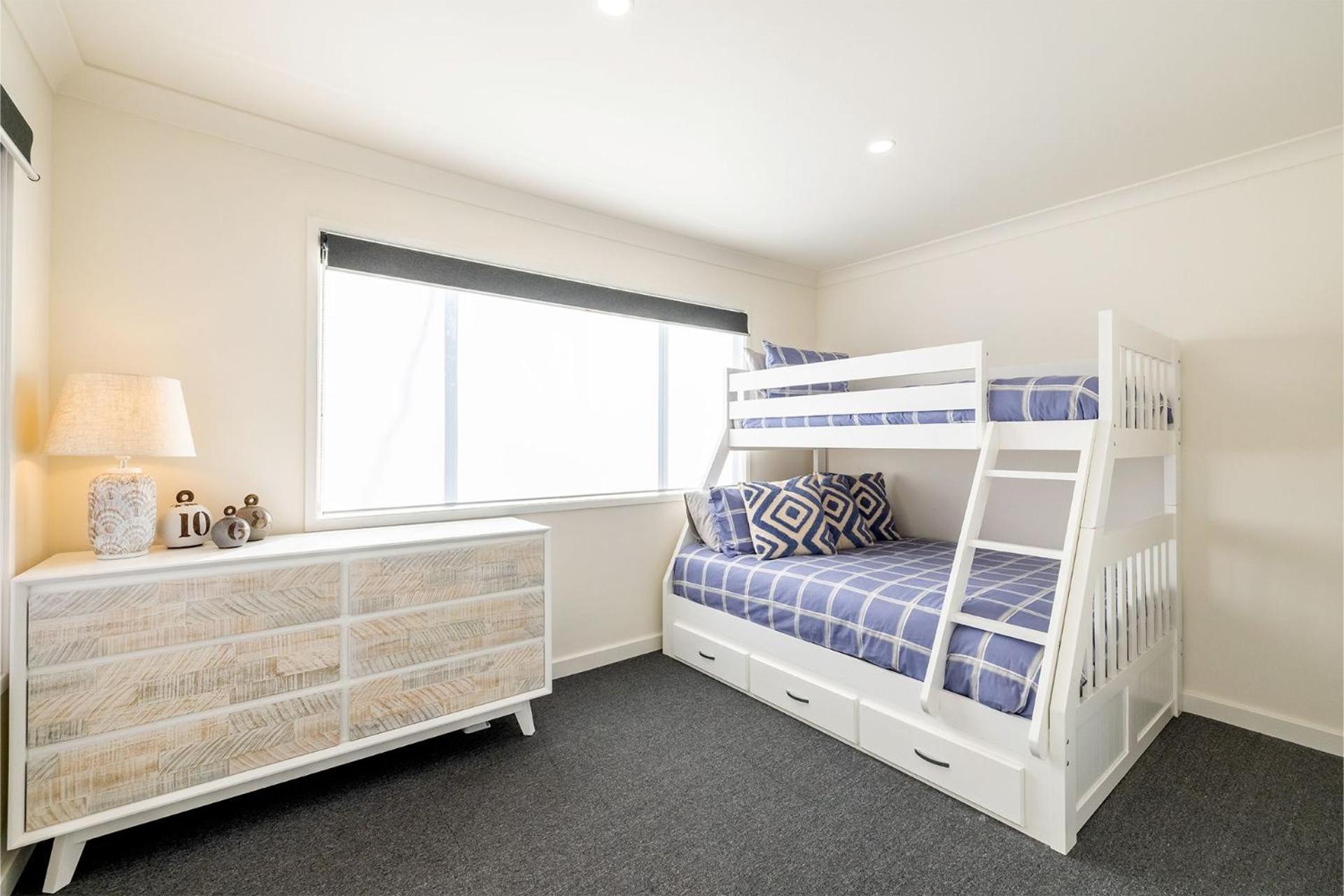 The Pacific Pearl,16 Pacific Avenue, Anna Bay - pet friendly, air con