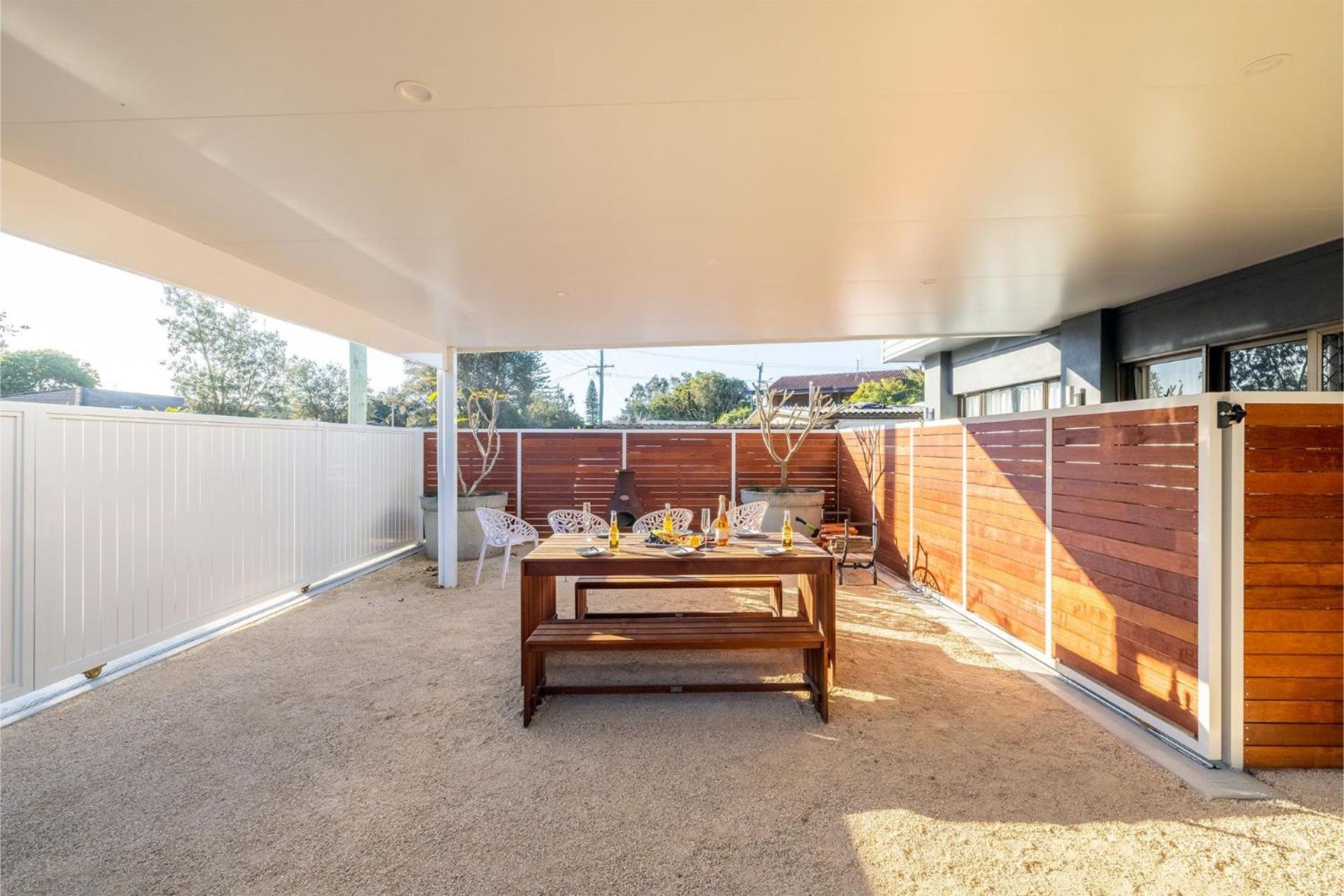 The Pacific Pearl,16 Pacific Avenue, Anna Bay - pet friendly, air con
