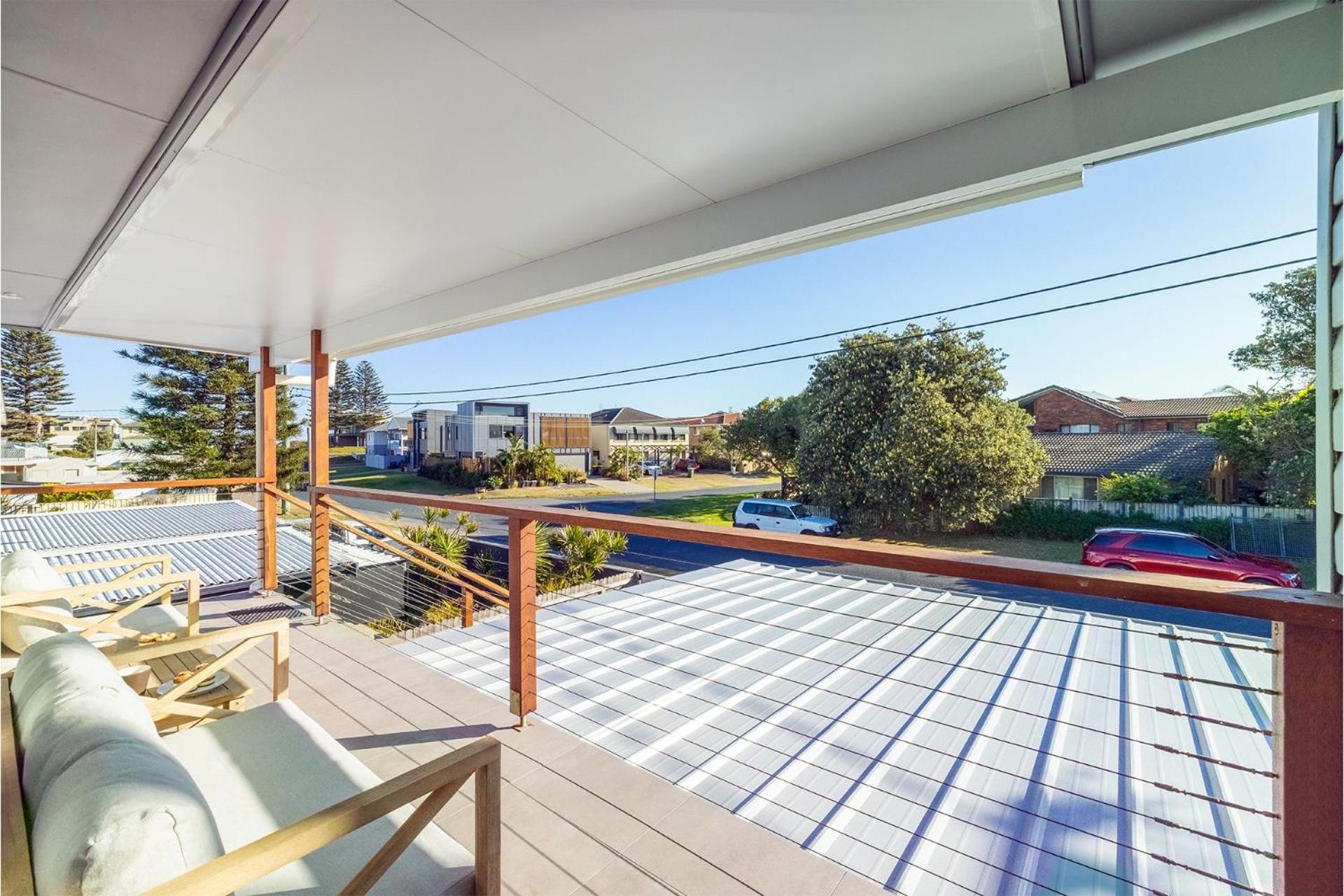 The Pacific Pearl,16 Pacific Avenue, Anna Bay - pet friendly, air con
