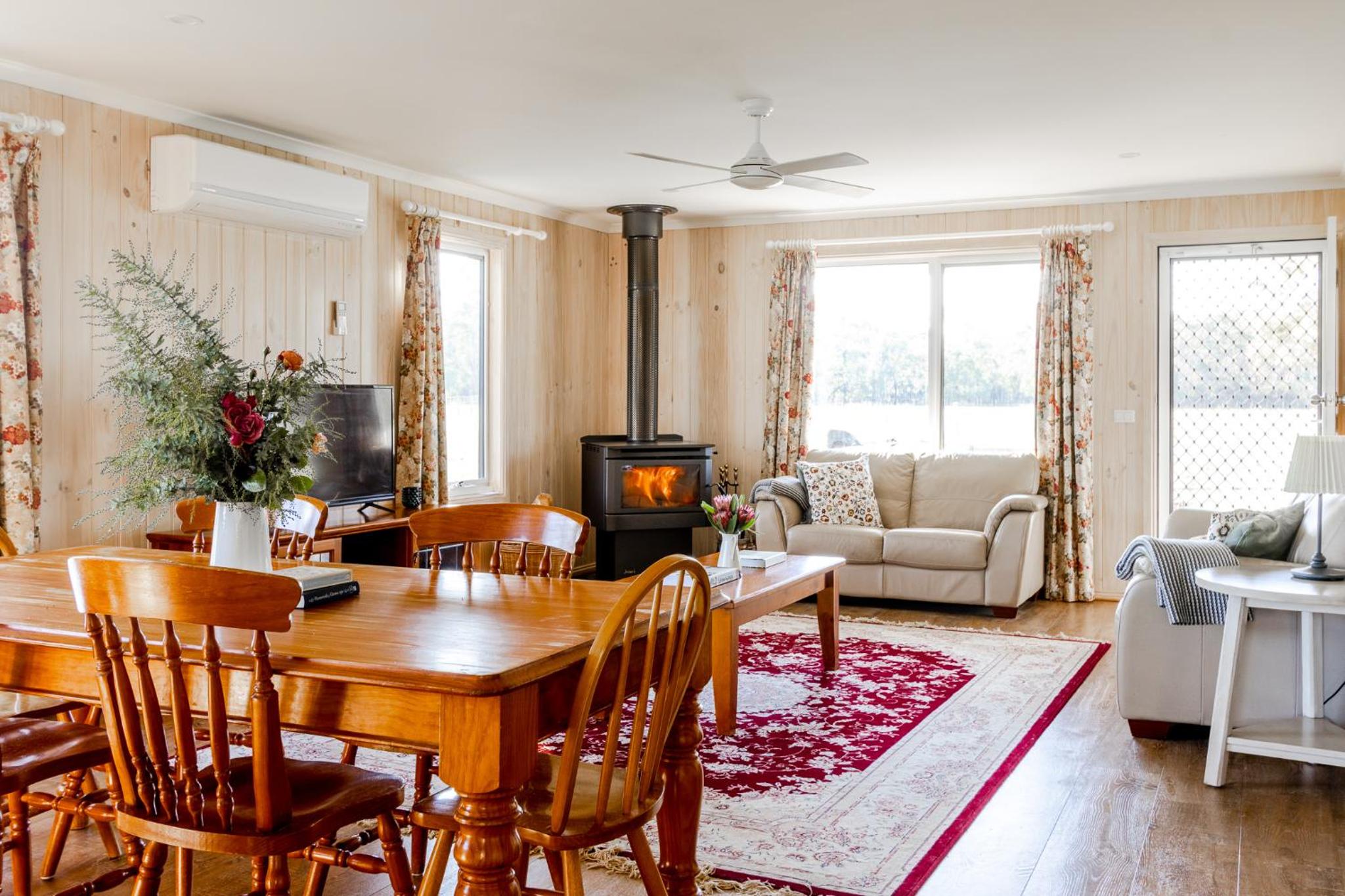Freshwater Creek Cottages & Farm Stay