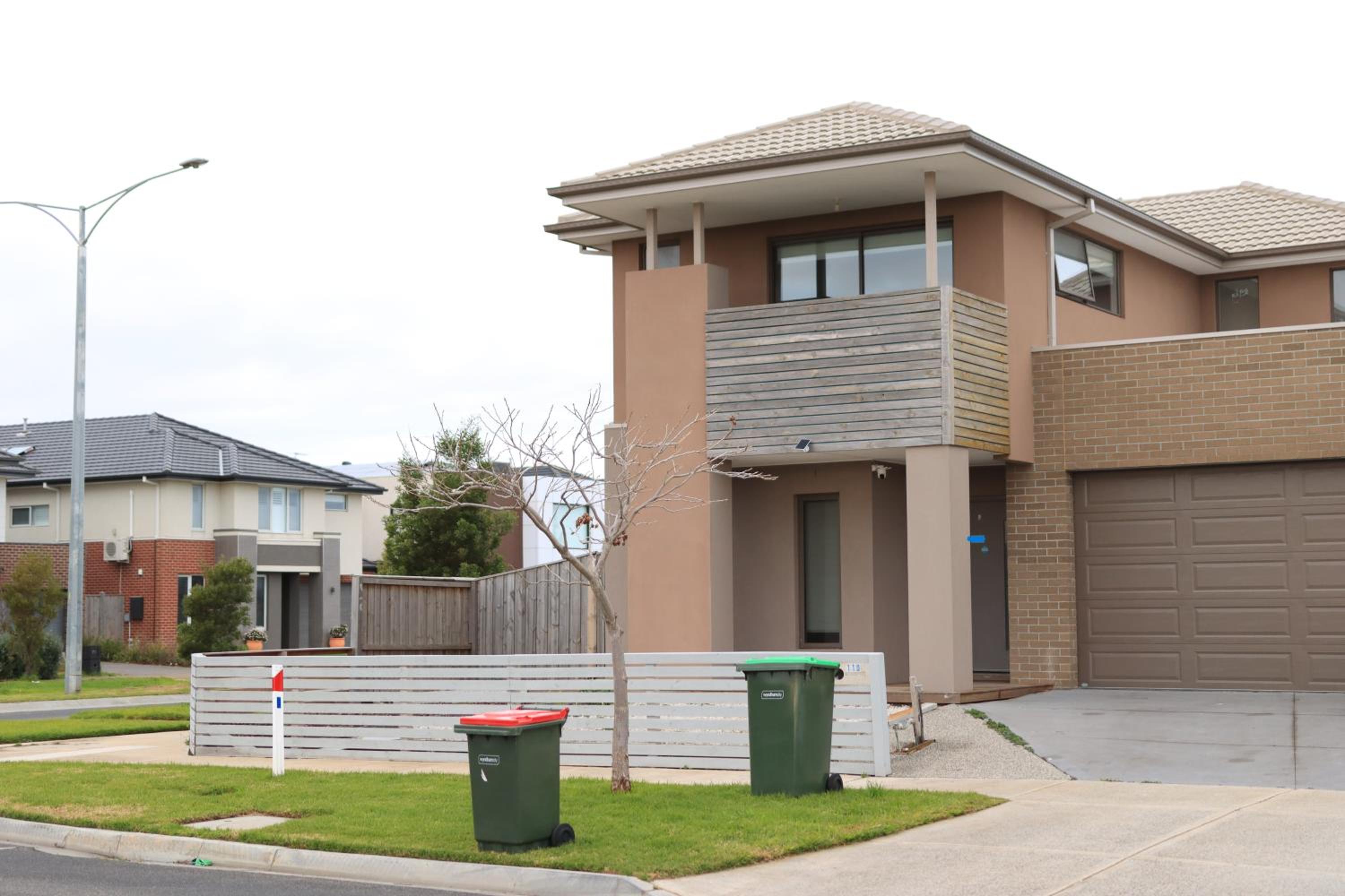 Melbourne holiday house for 15 peoples in Sanctuary Lake