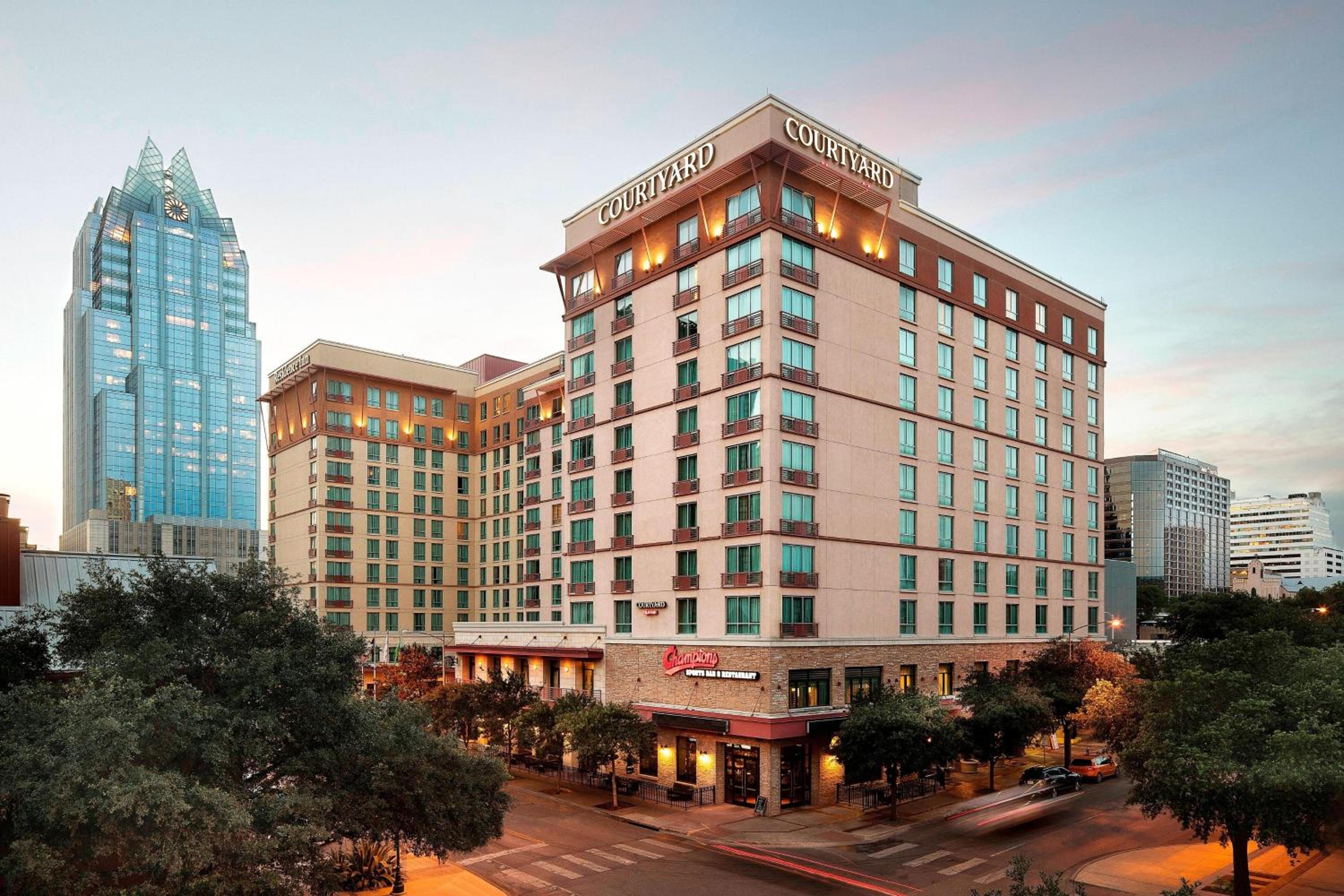 Hotel Residence Inn Austin Downtown / Convention Center - Image 1