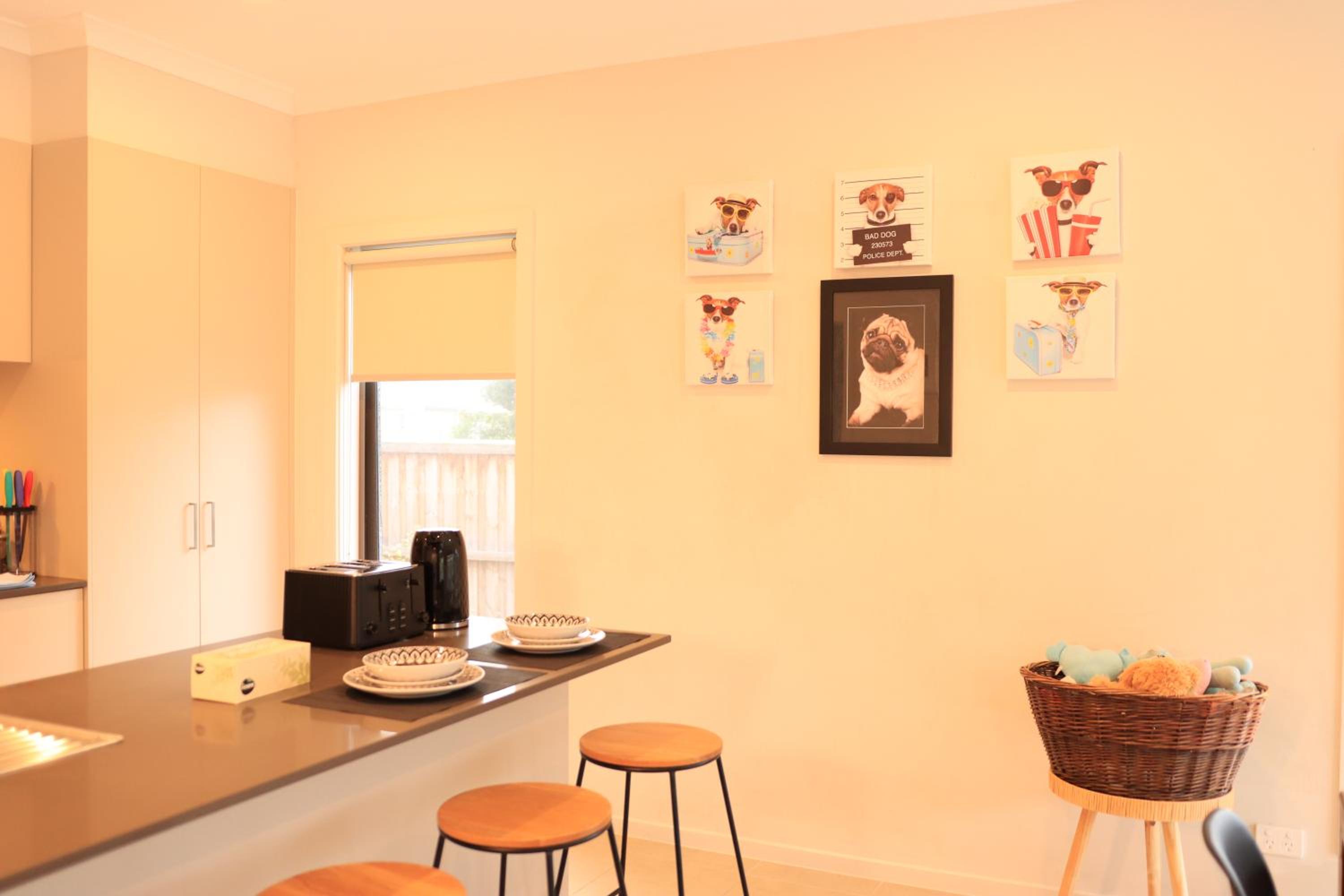 Melbourne holiday house for 15 peoples in Sanctuary Lake