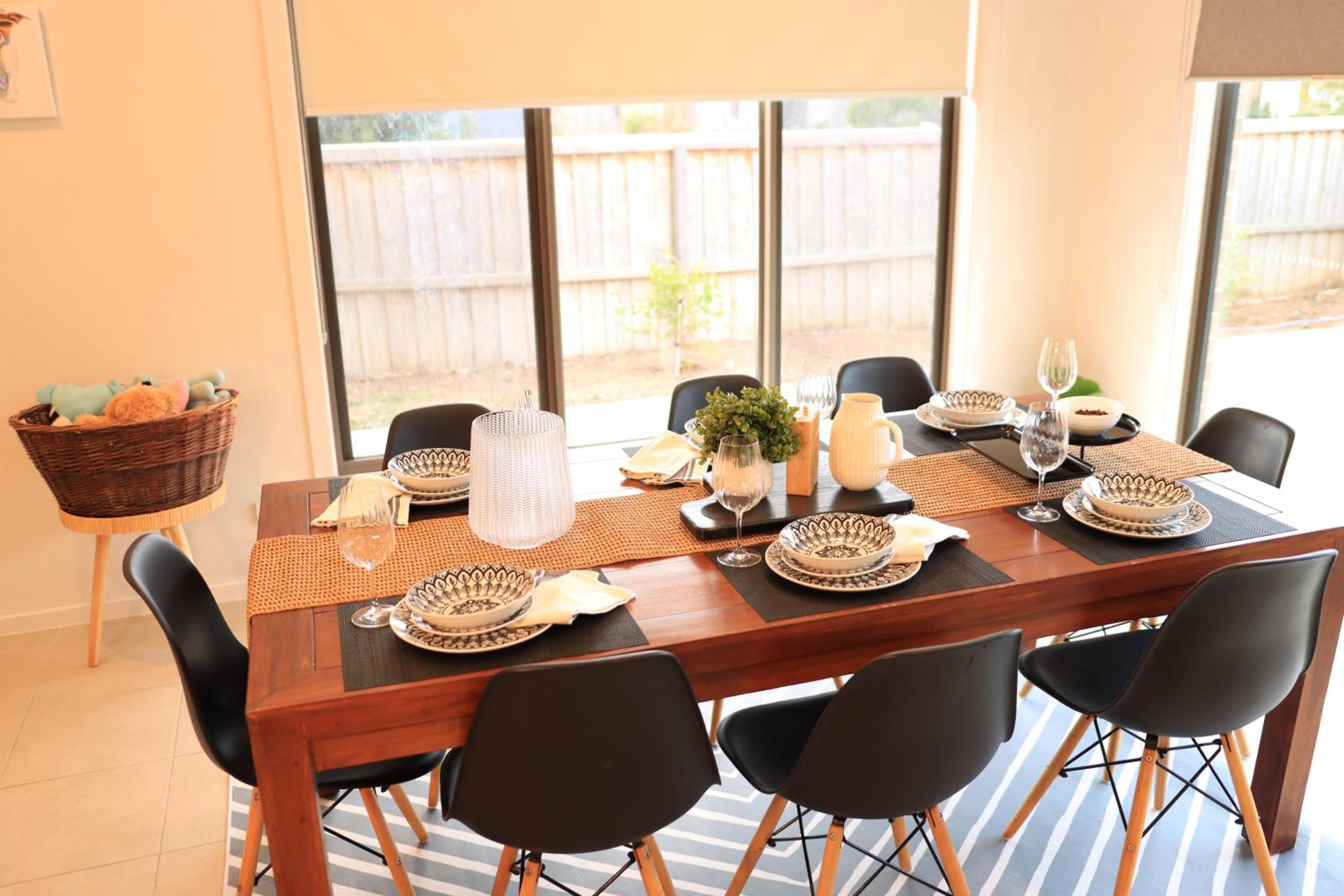 Melbourne holiday house for 15 peoples in Sanctuary Lake