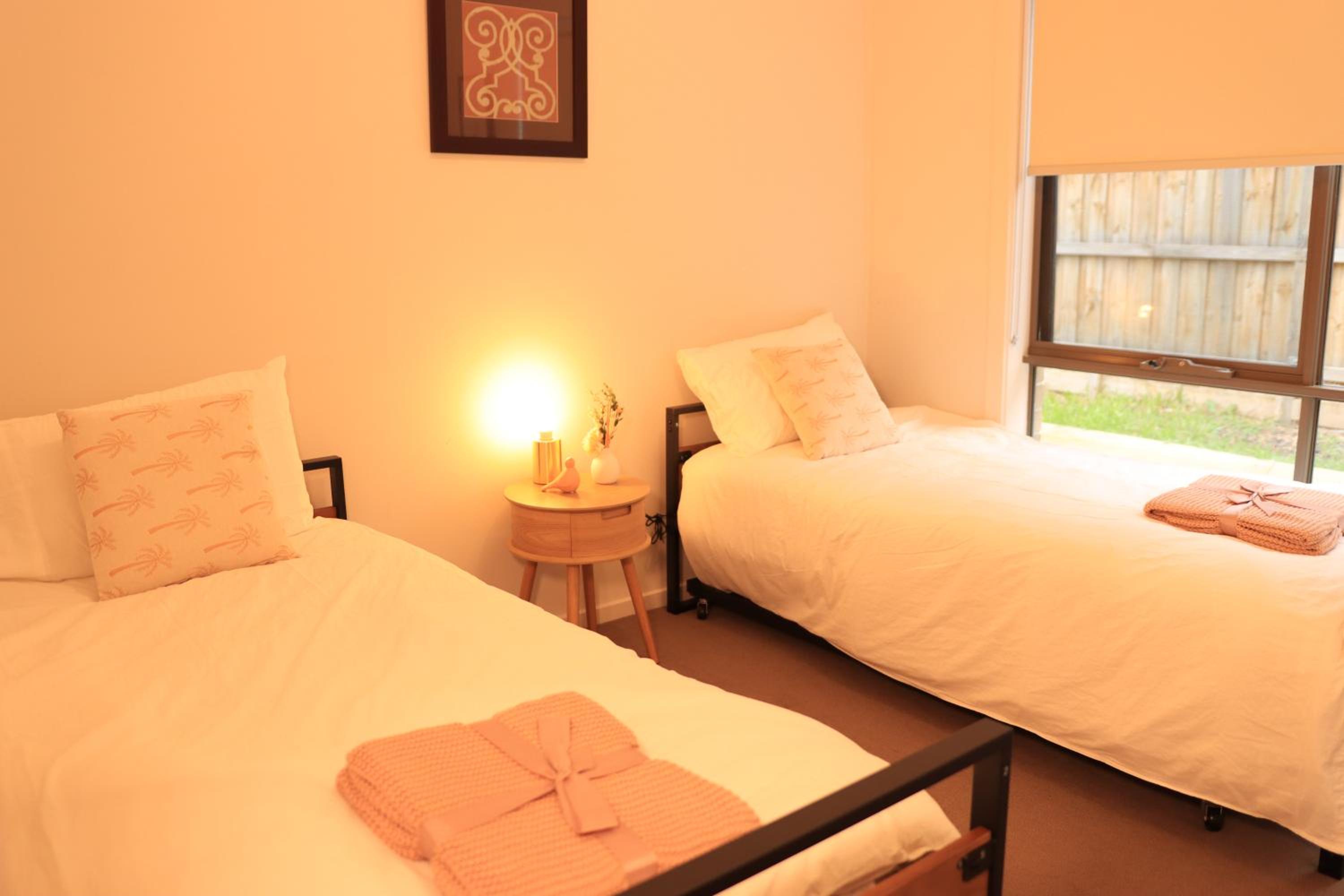 Melbourne holiday house for 15 peoples in Sanctuary Lake