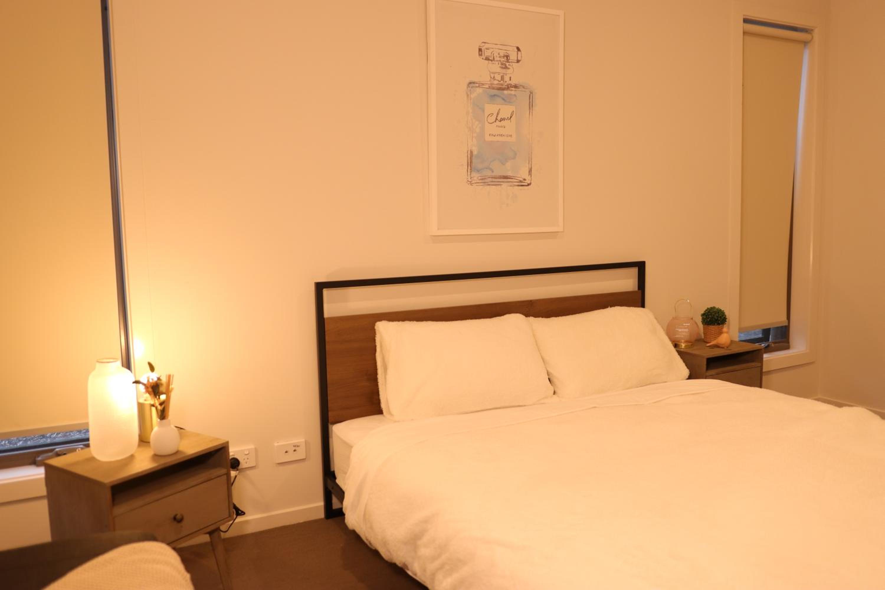 Melbourne holiday house for 15 peoples in Sanctuary Lake