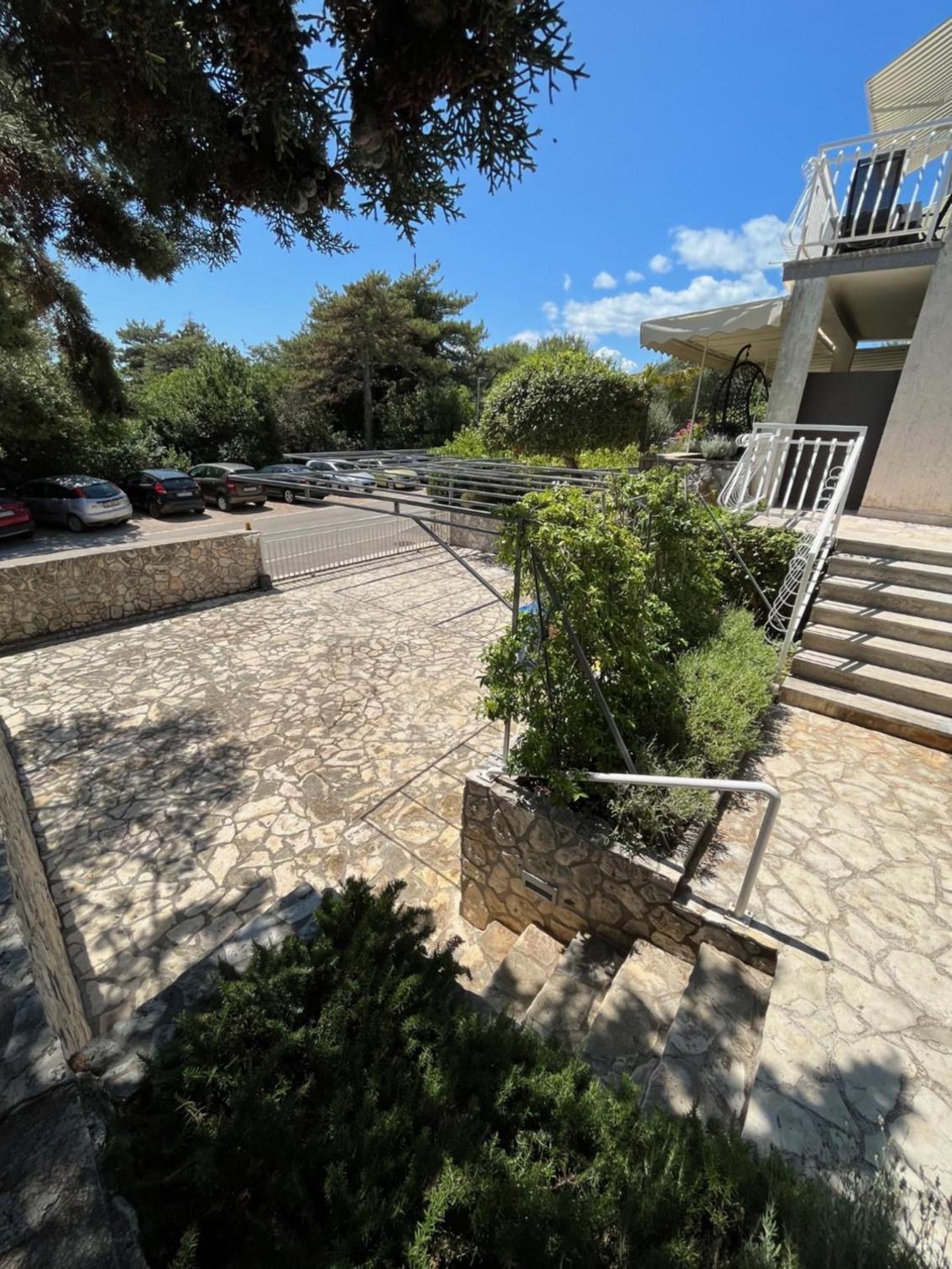 Apartmani Nada