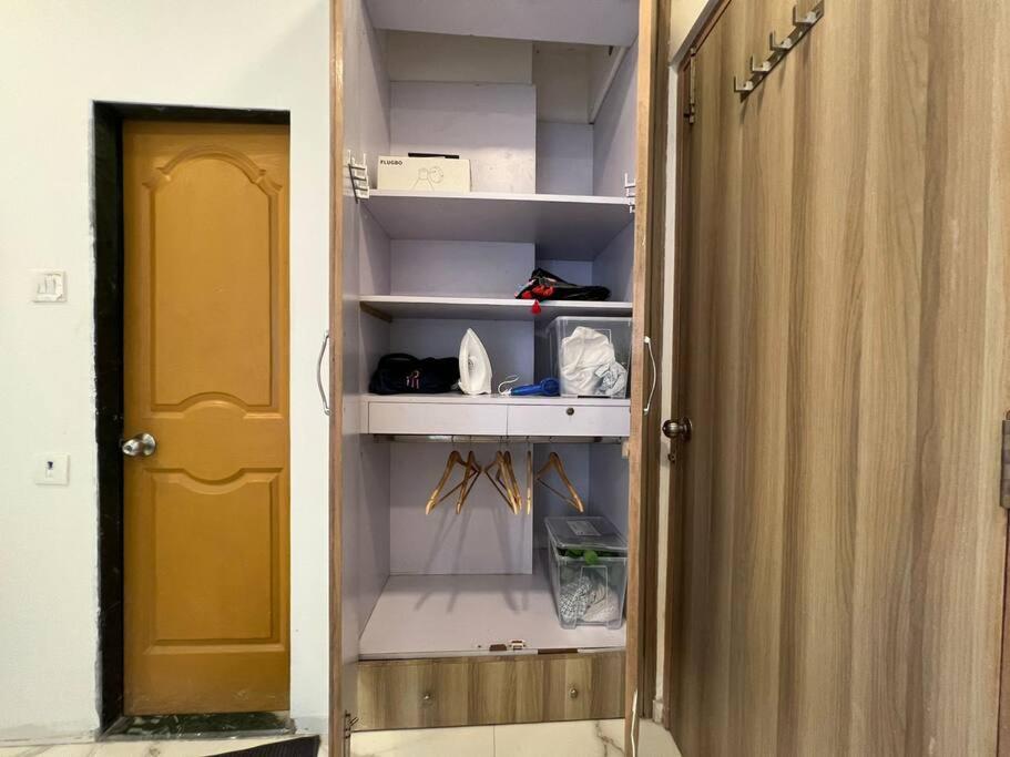 Jastcon, 19th Rd, Khar, Ambedkar Colony by Connekt Homes view 3