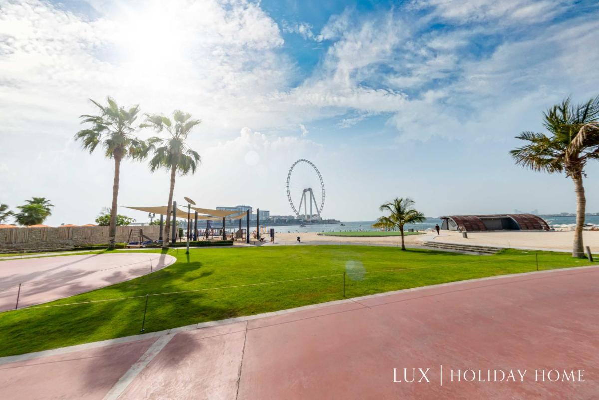 LUX Marina Promenade 1 BR Prime location Apt