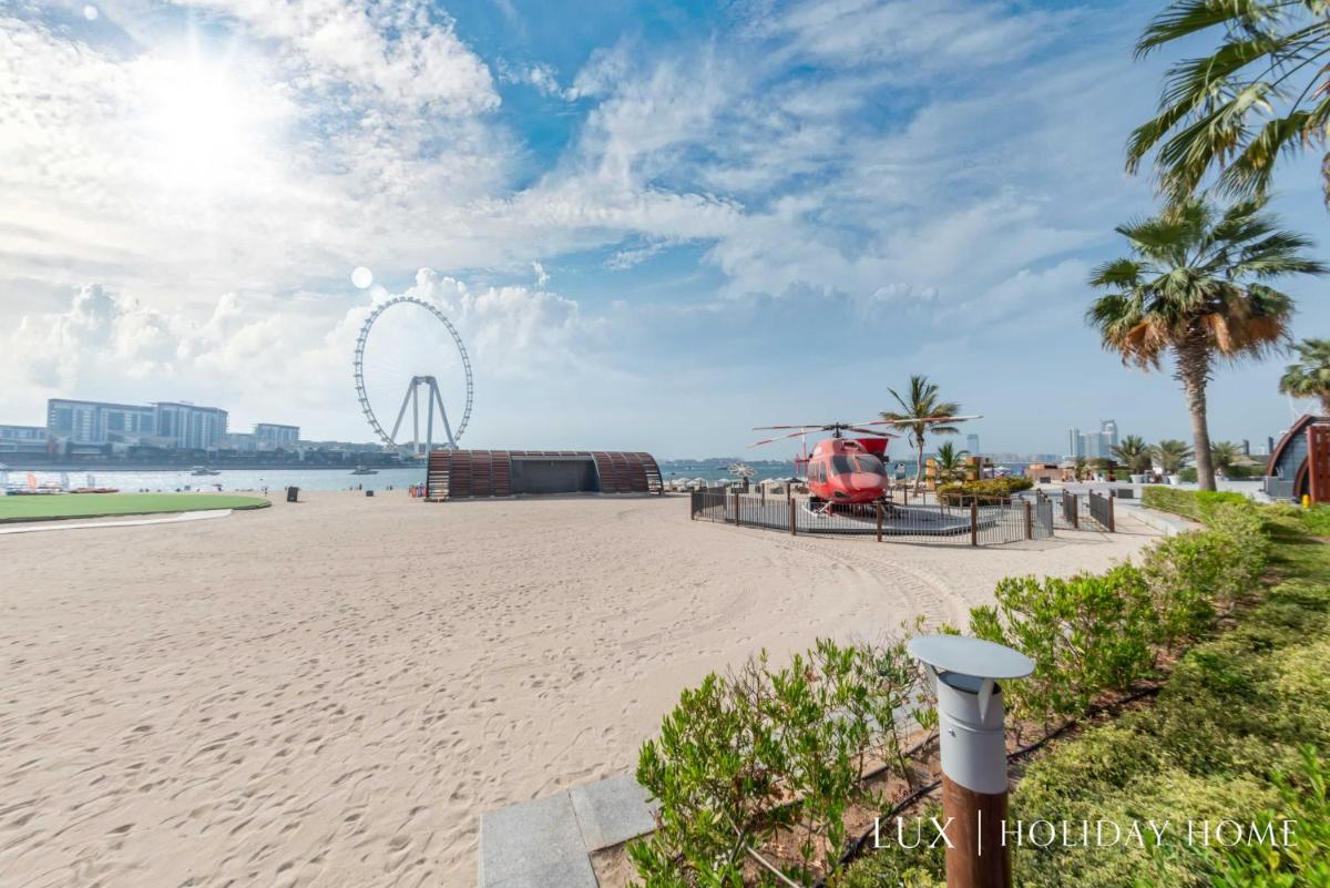 LUX Marina Promenade 1 BR Prime location Apt