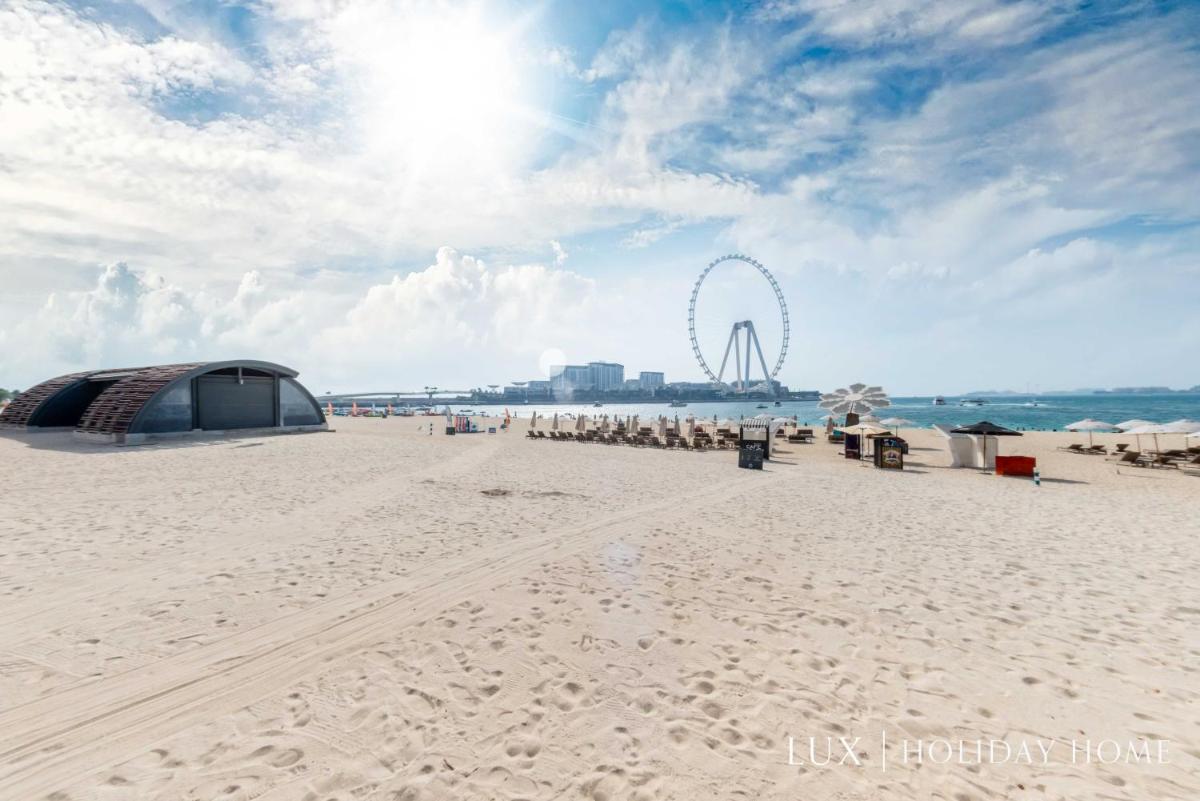 LUX Marina Promenade 1 BR Prime location Apt