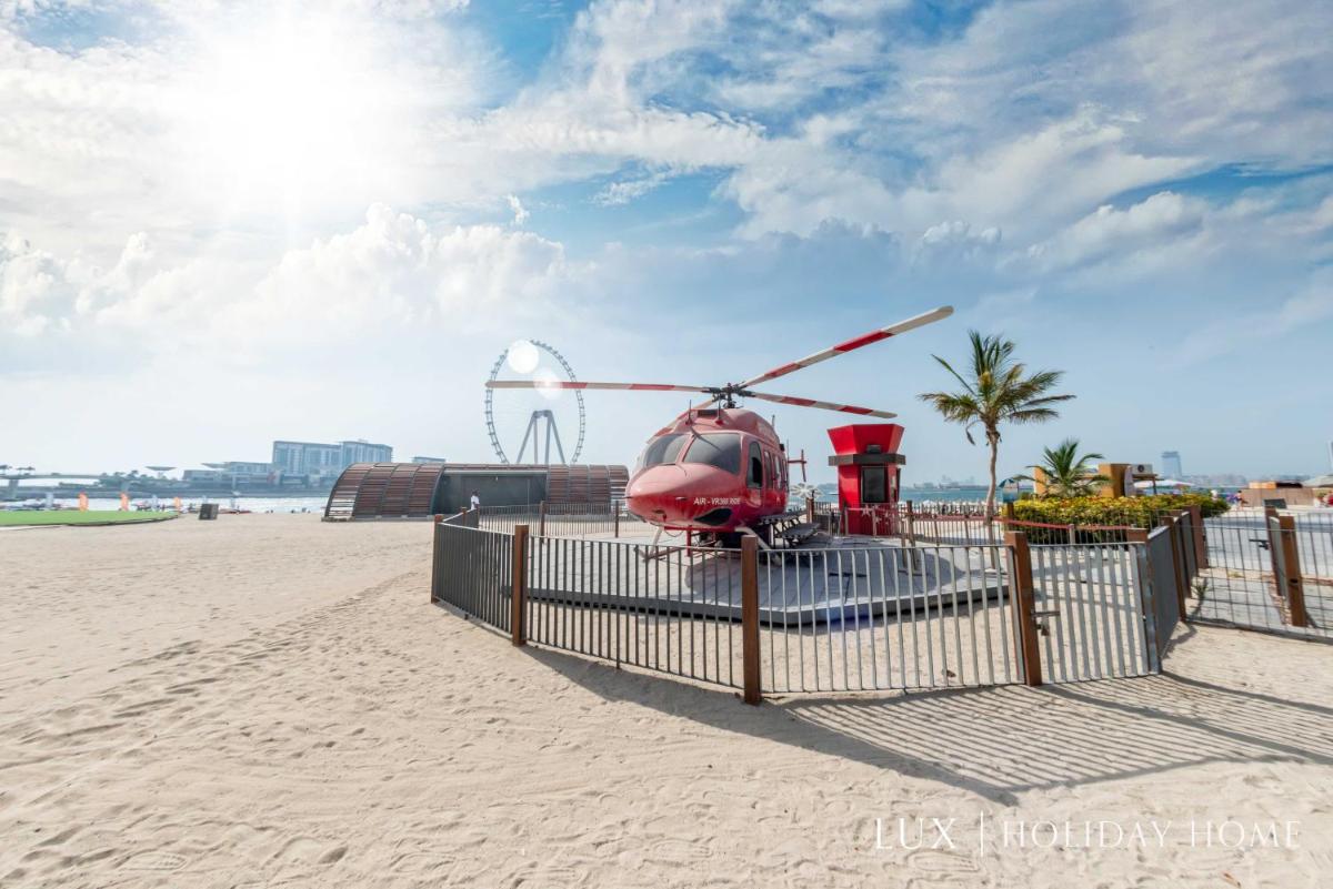 LUX Marina Promenade 1 BR Prime location Apt