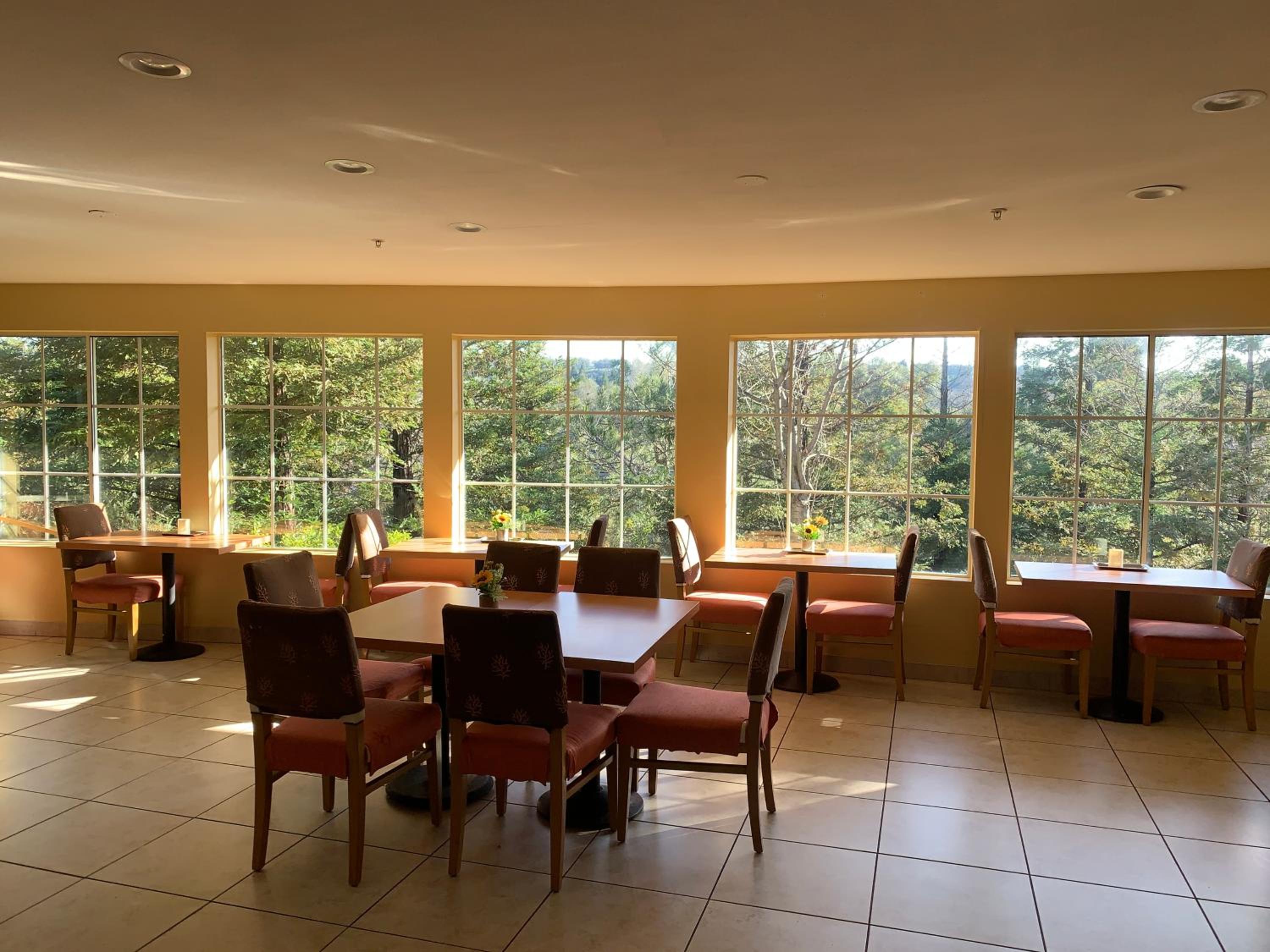 Rocklin Park Hotel - Property Image 28