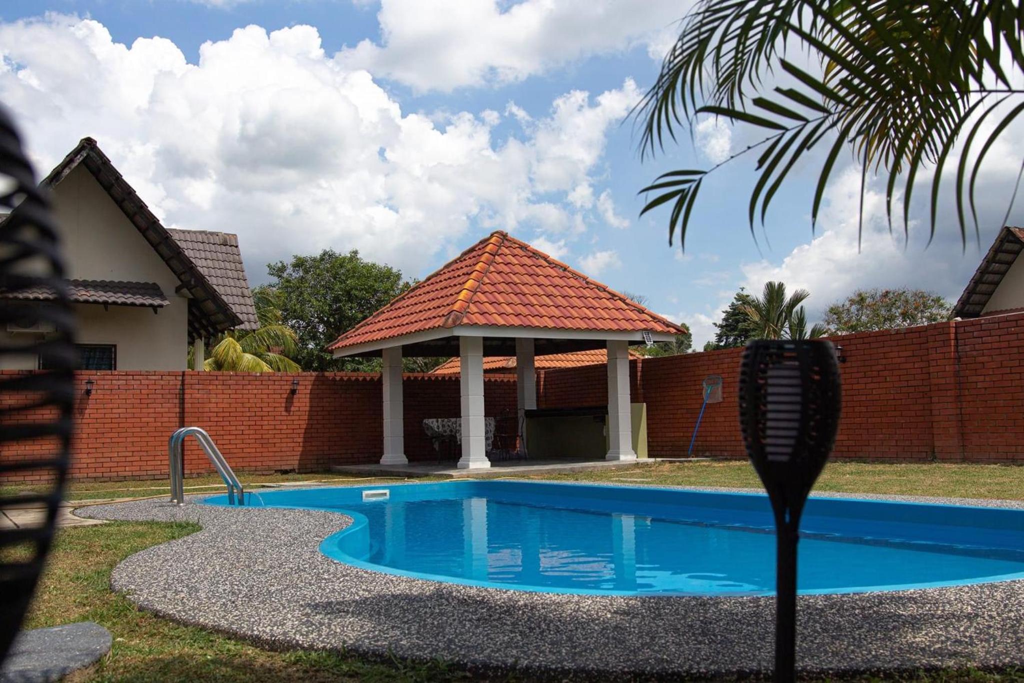 Poolhomestay Raudhah Intan photo 5