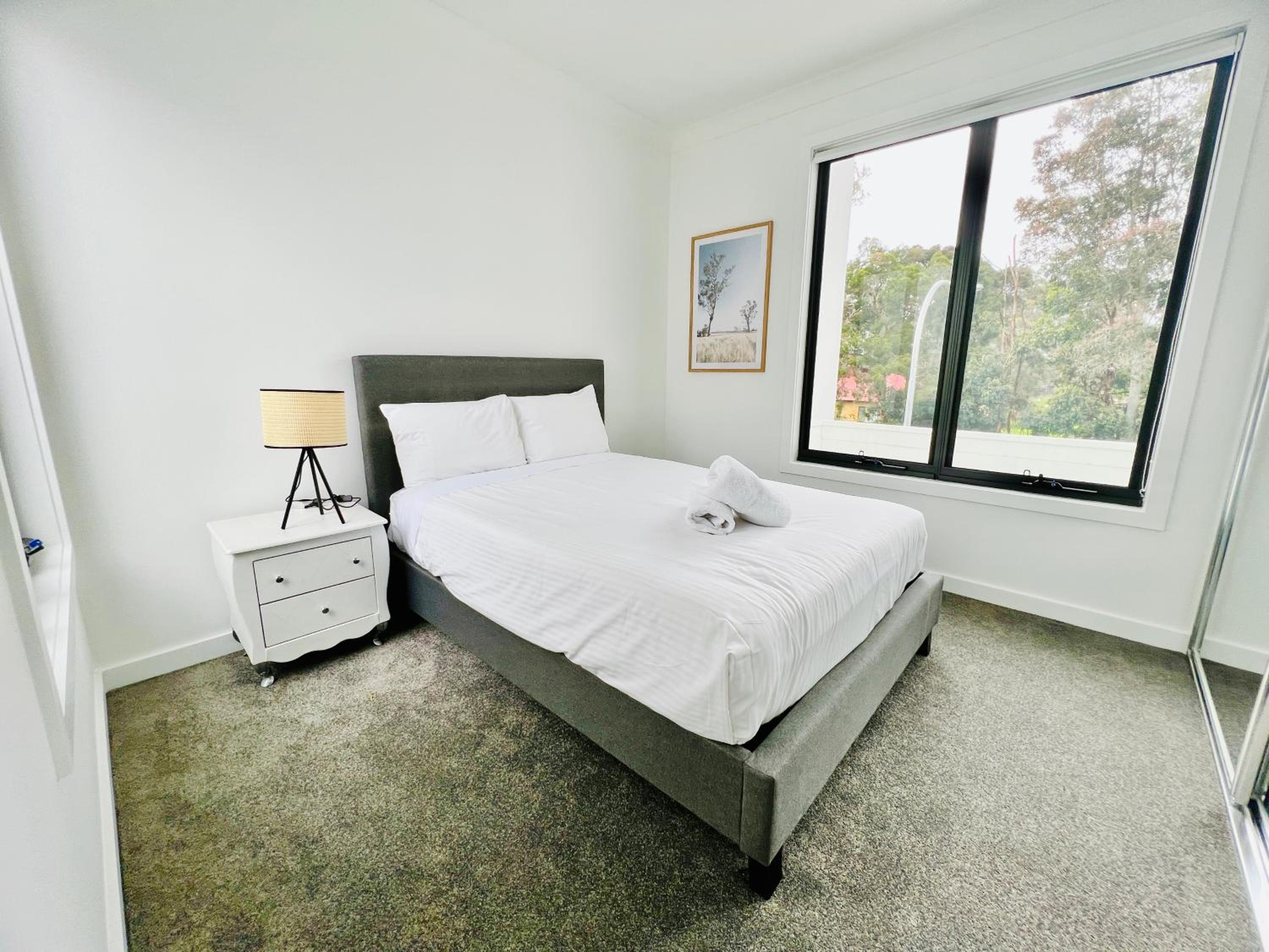 Austral Newly Built Modern 3 Br Home