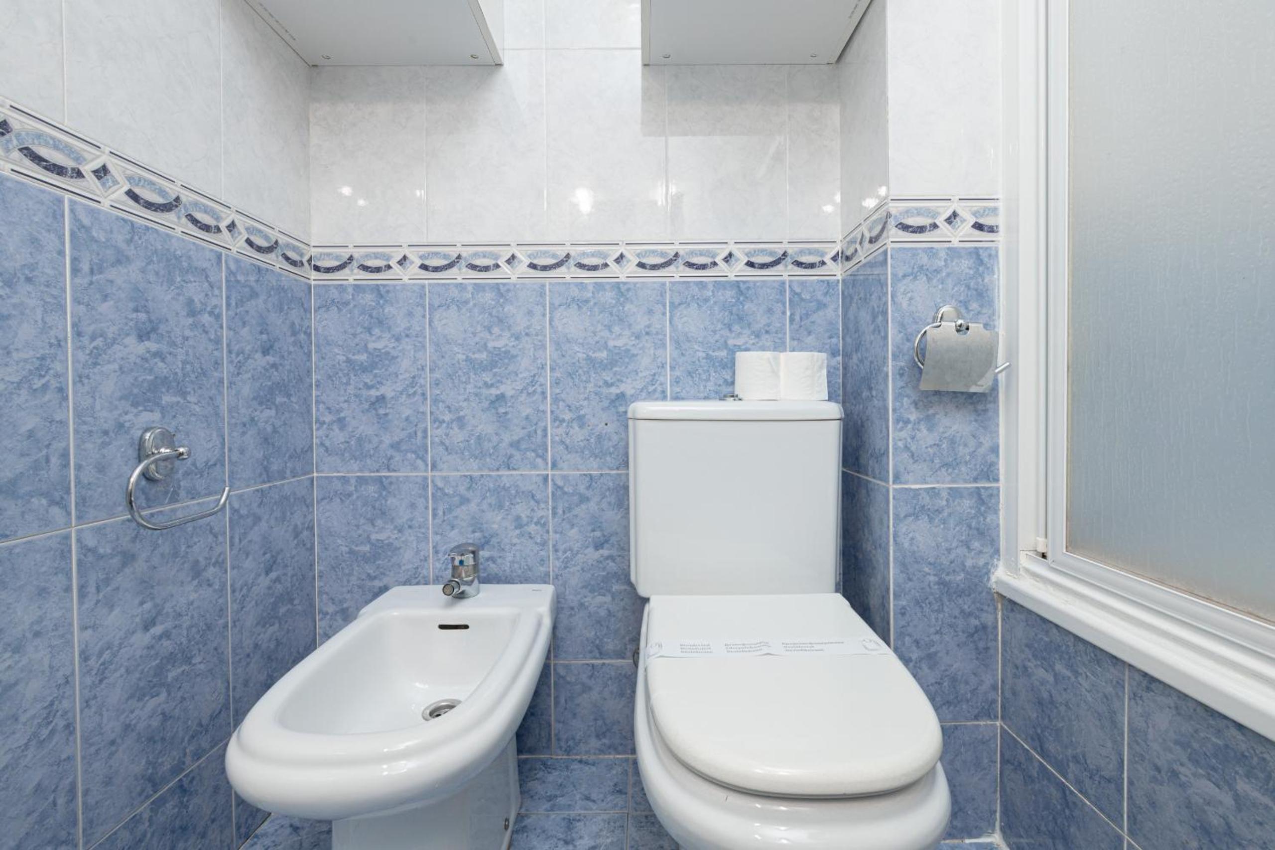 C17 Lovely 2 bdr Apartment