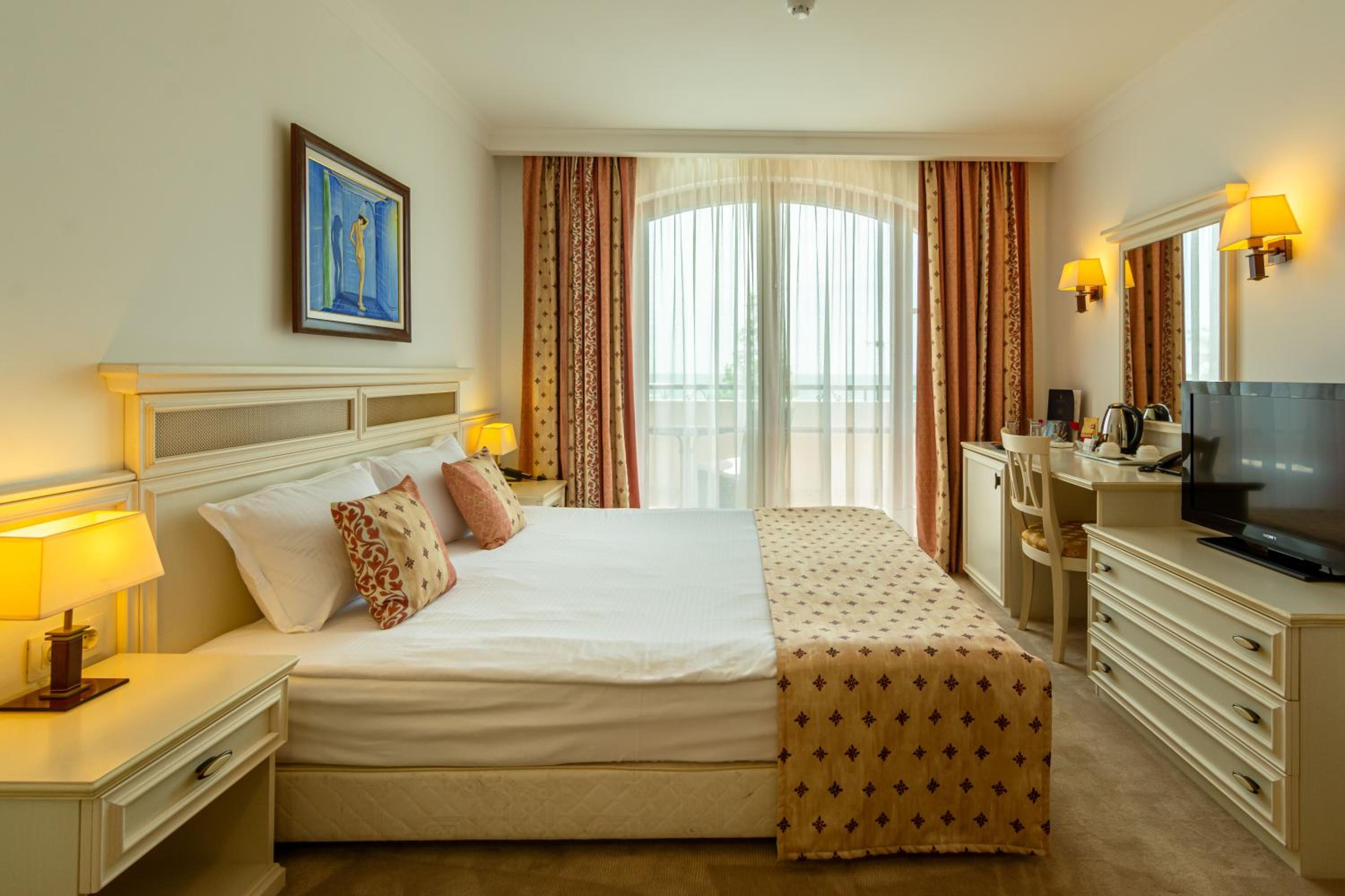 Helena VIP Villas and Suites - Half Board