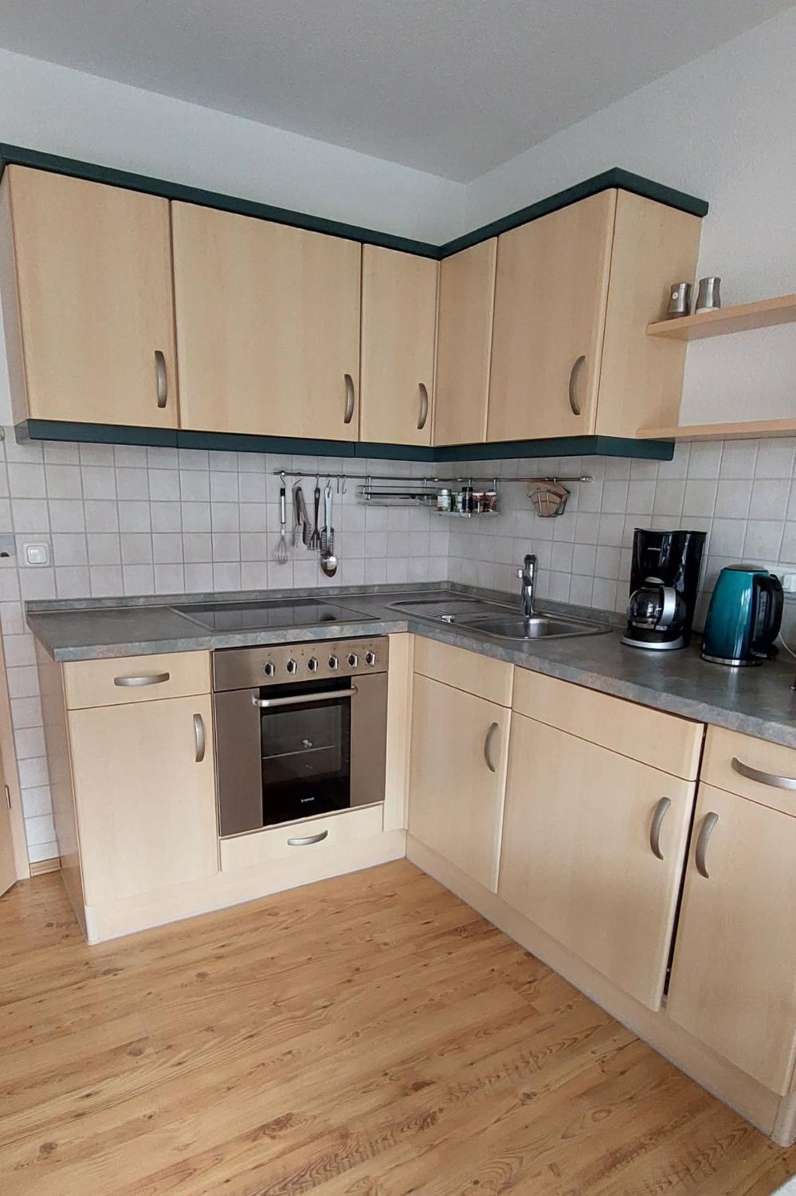 Friedensstra_e_ 43 Wohnung 2 en Zingst — kitchen