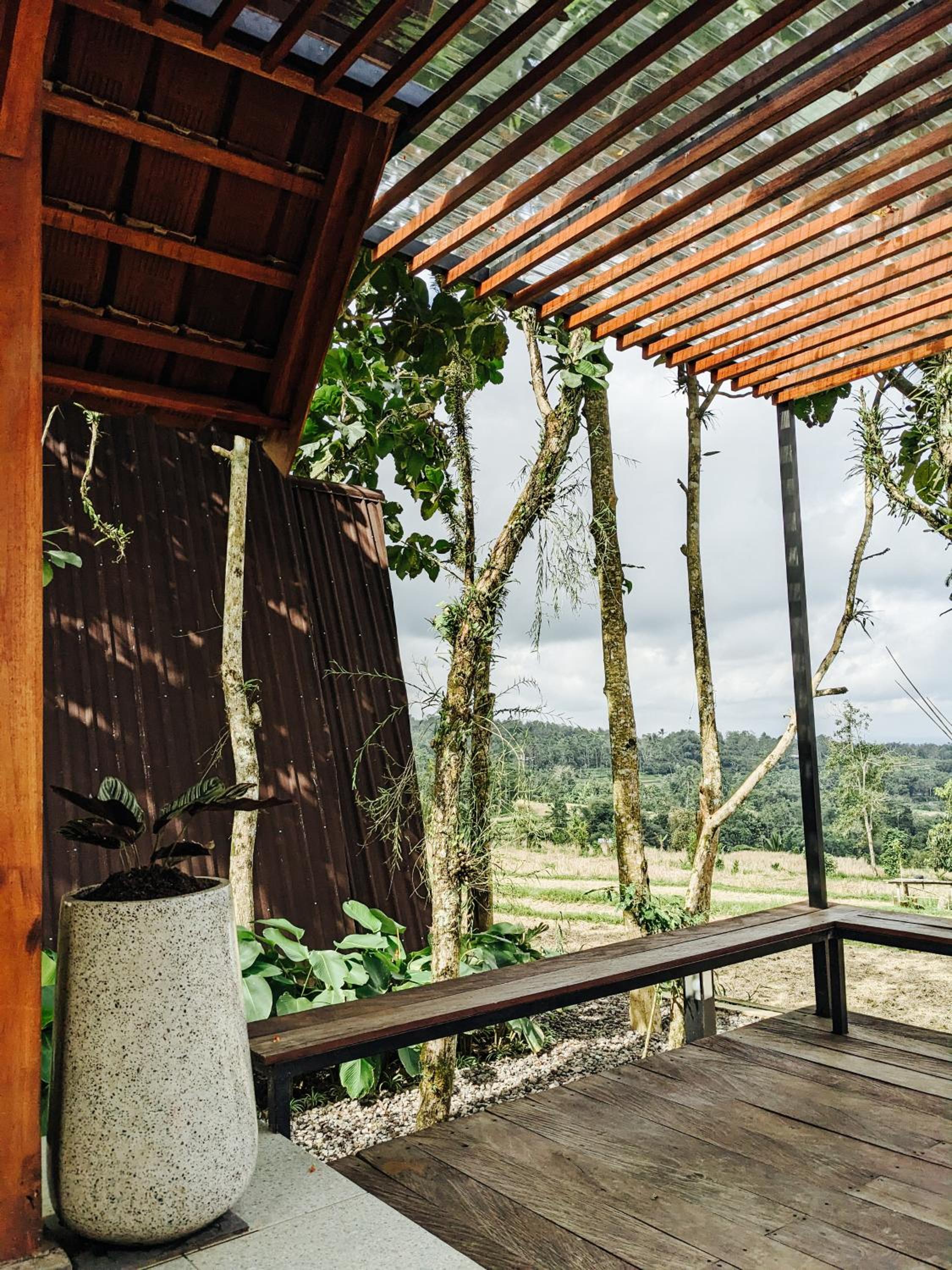 PukuPods - Tent & Cabin view 2
