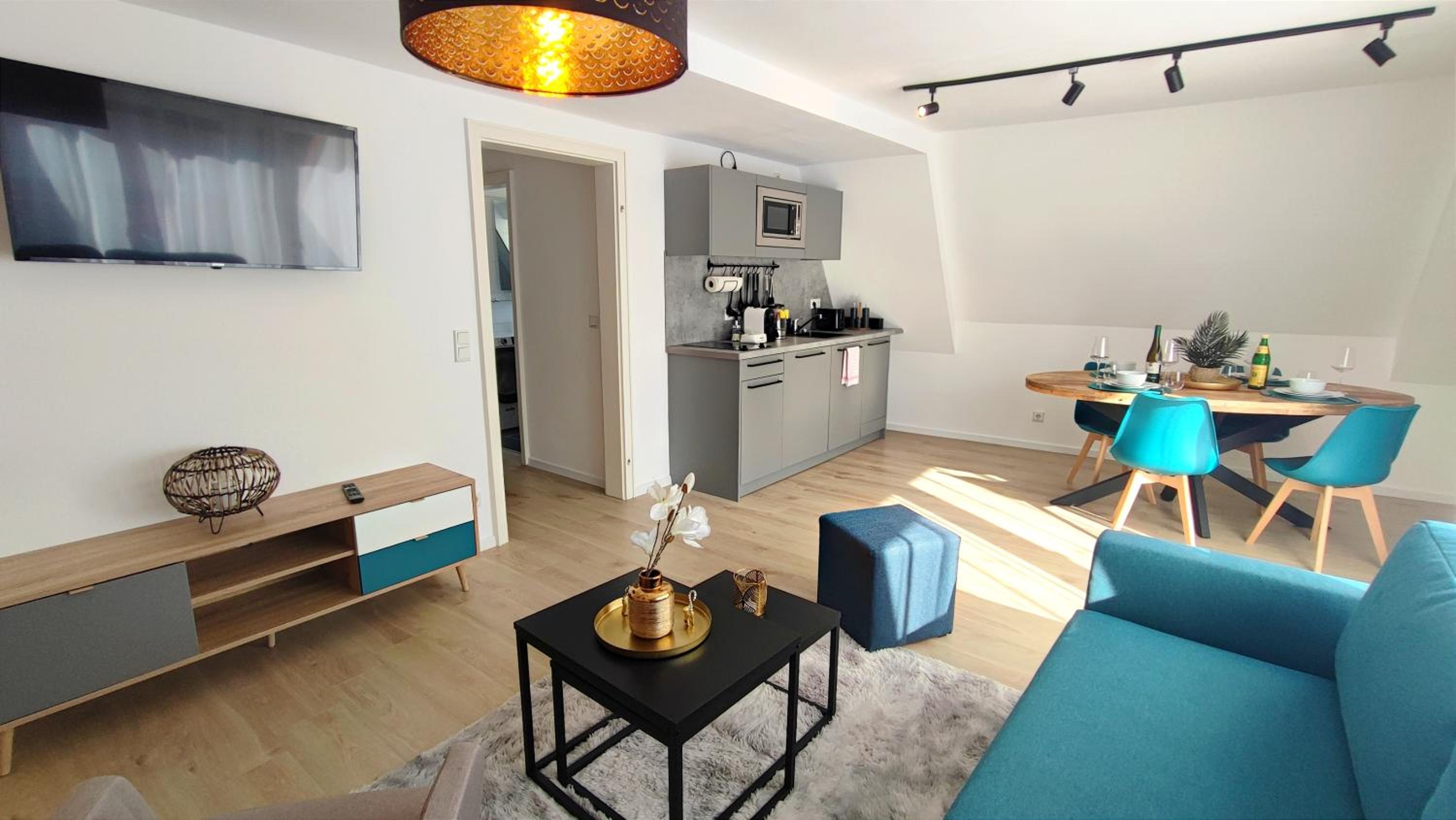 ELApart by Homely Stay - Moderne Apartments direkt im Stadtzentrum mit Self-Check-in