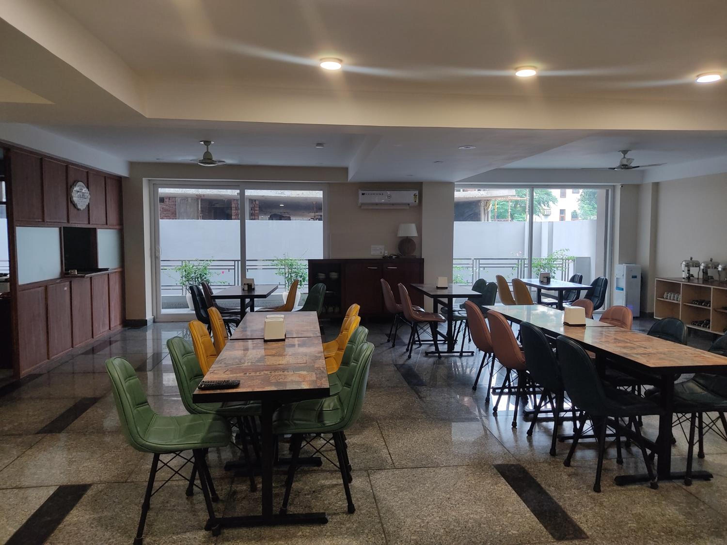 Gurgaon Vacations - Perch Arbor Cyber City - Property Image 2