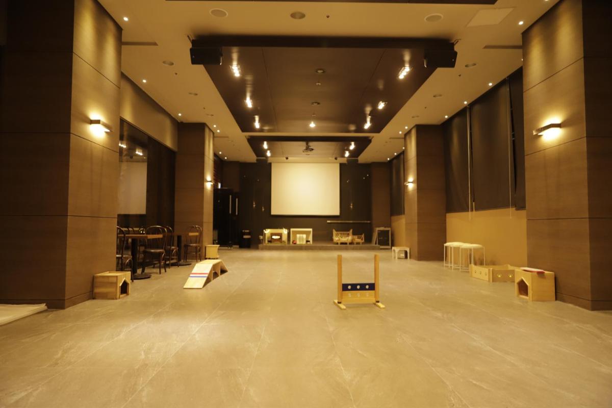 meeting & event spaces