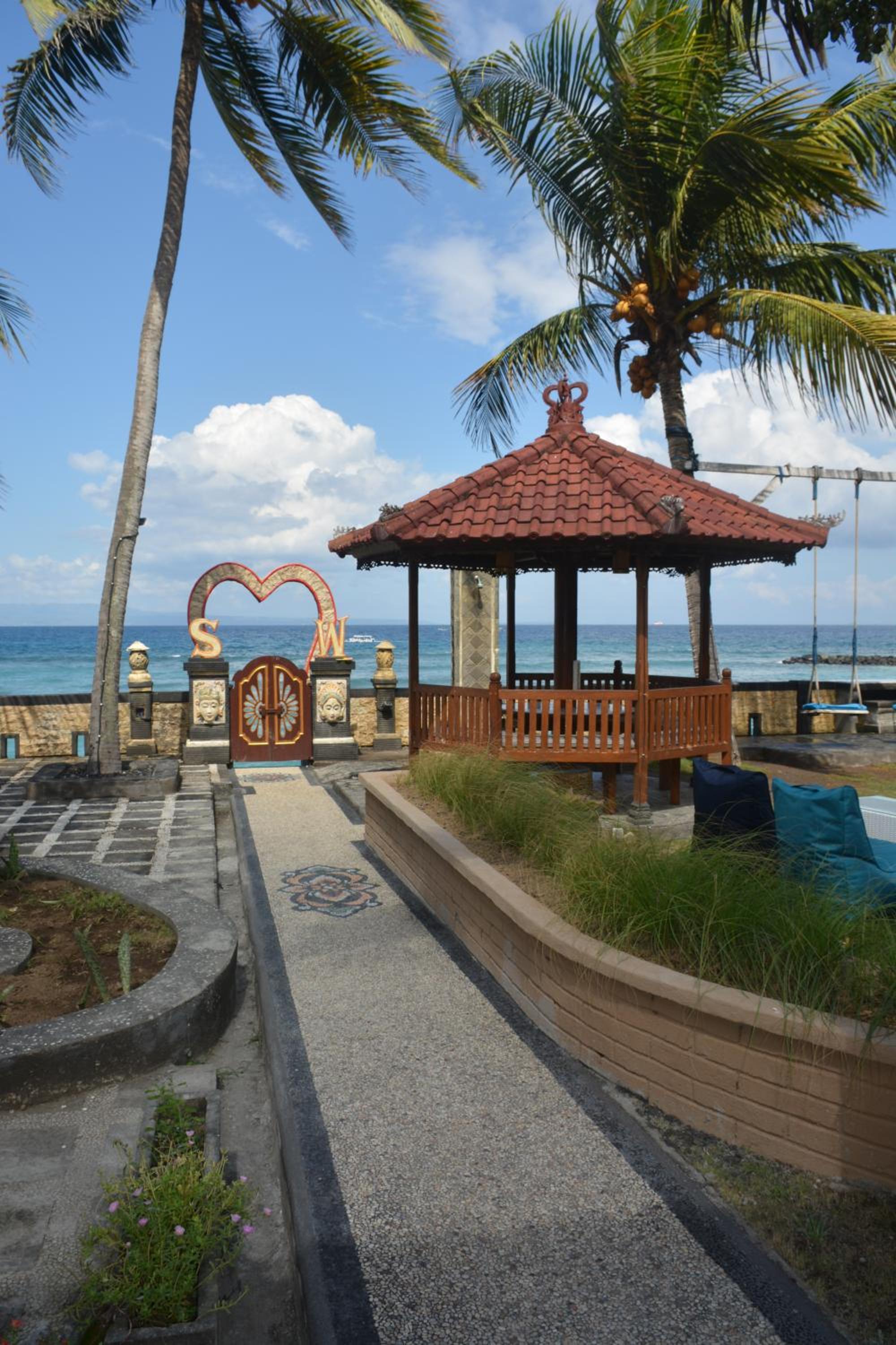 Segara Wangi Beach Cottages