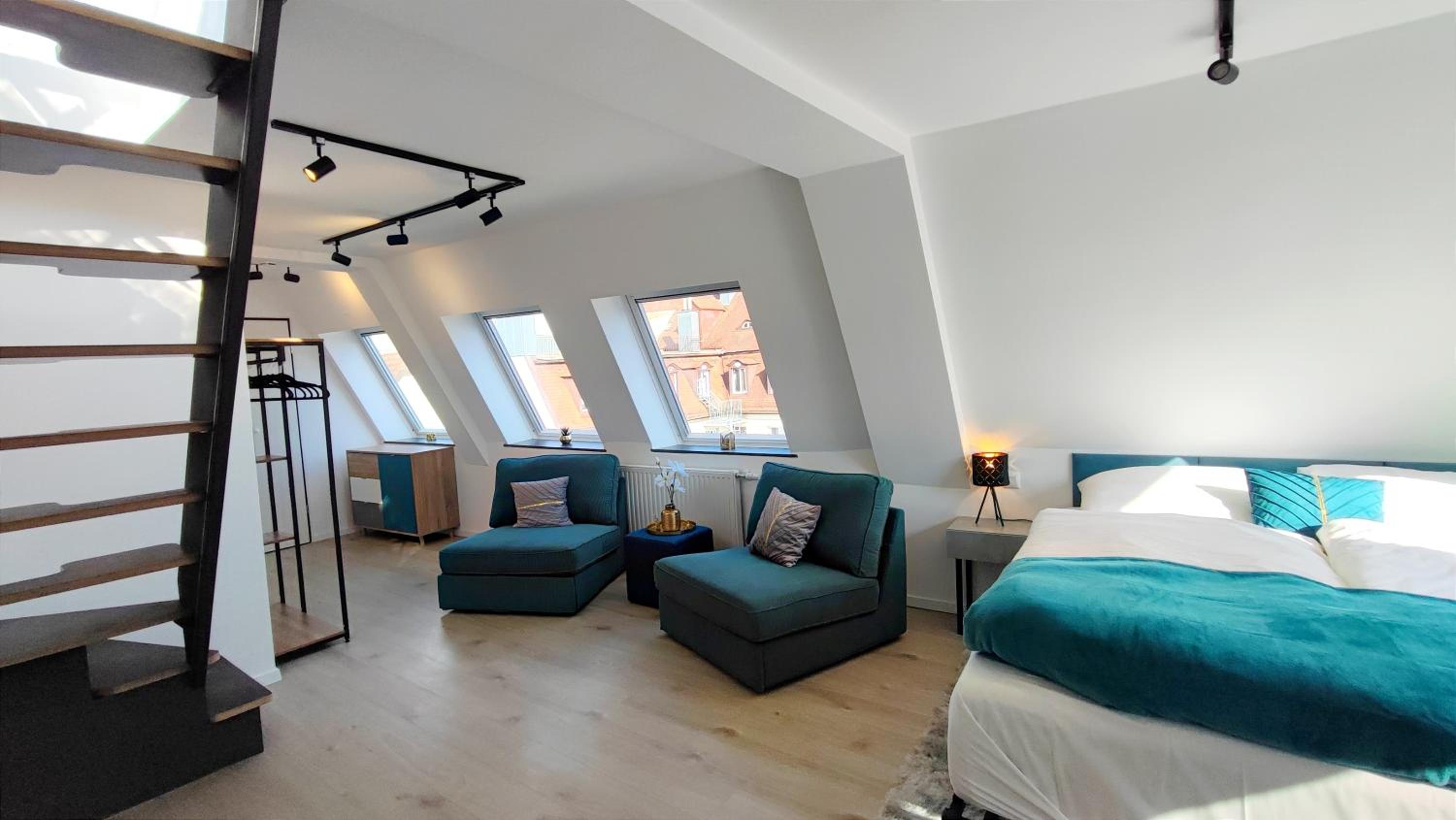 ELApart by Homely Stay - Moderne Apartments direkt im Stadtzentrum mit Self-Check-in