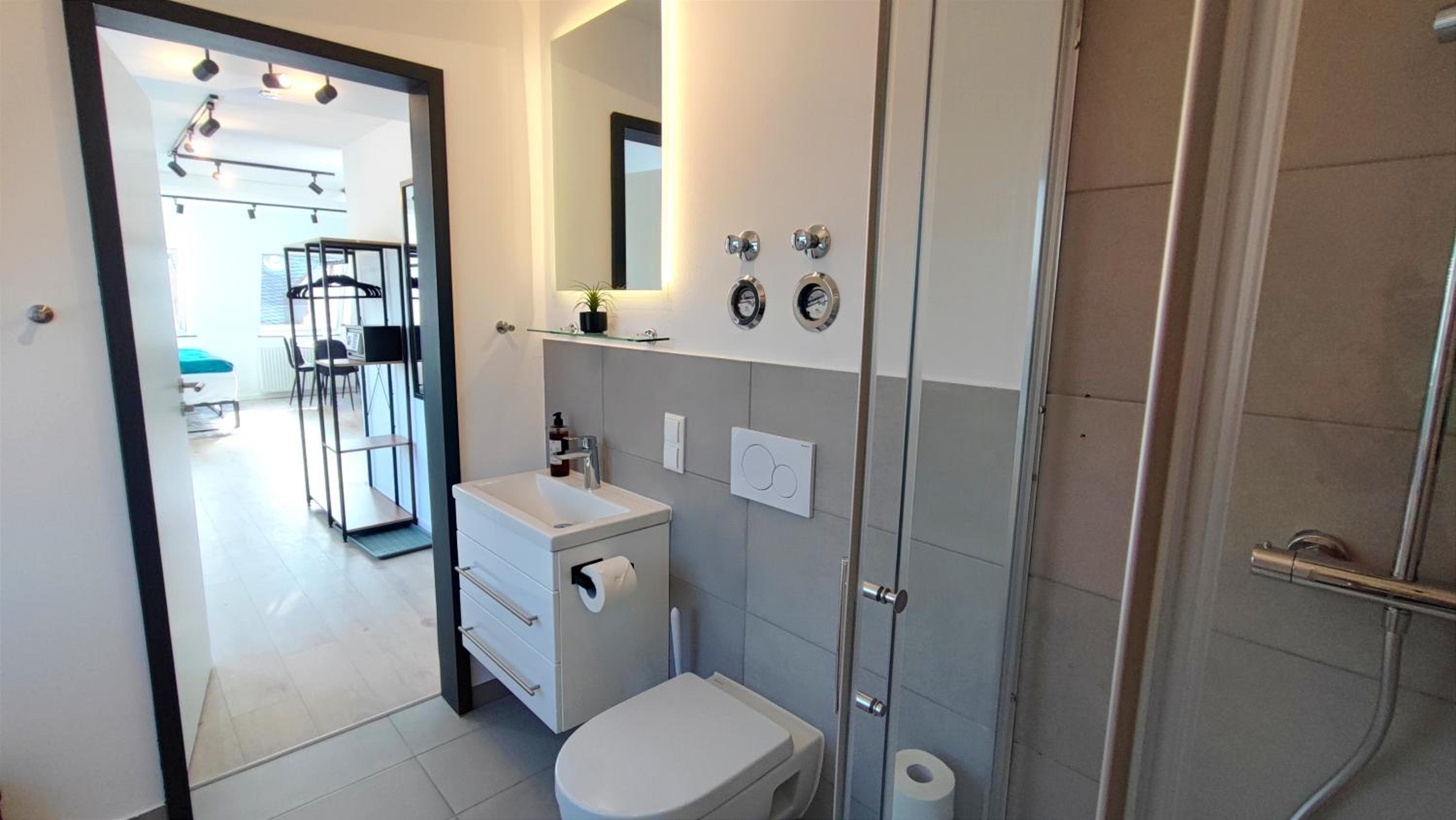 ELApart by Homely Stay - Moderne Apartments direkt im Stadtzentrum mit Self-Check-in