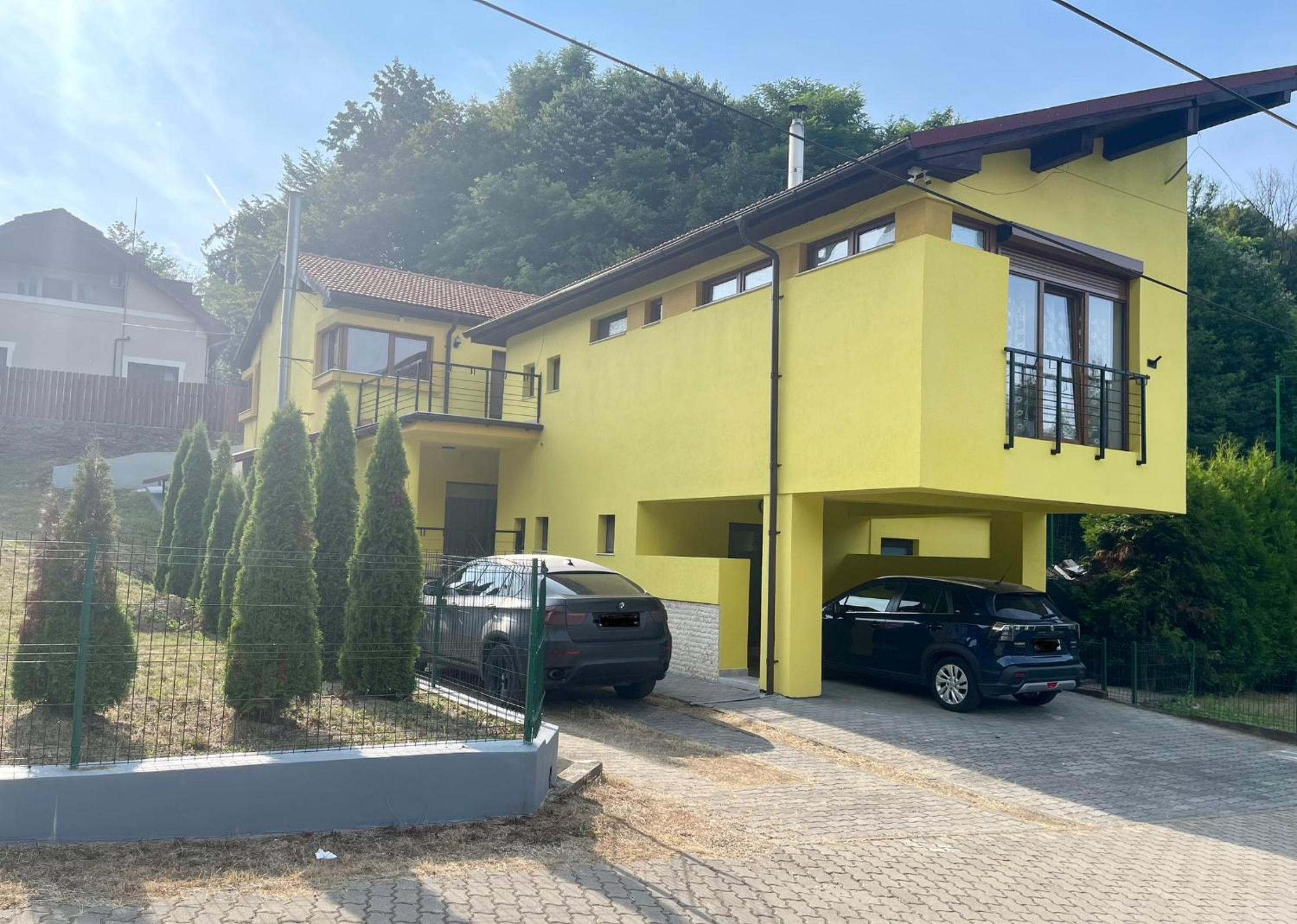 Stunning 3 bedroom Villa in Moneasa view 2