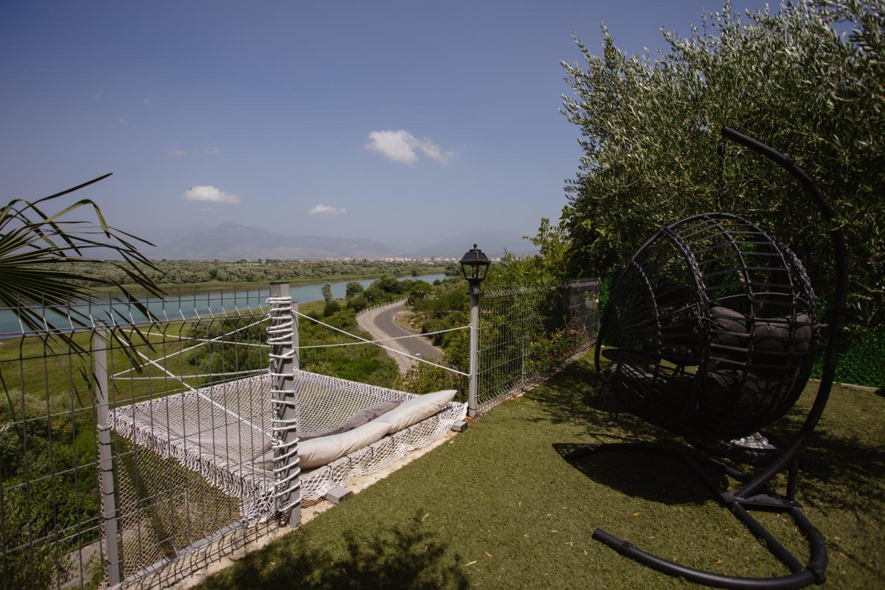 446 Tiny House Shirokë