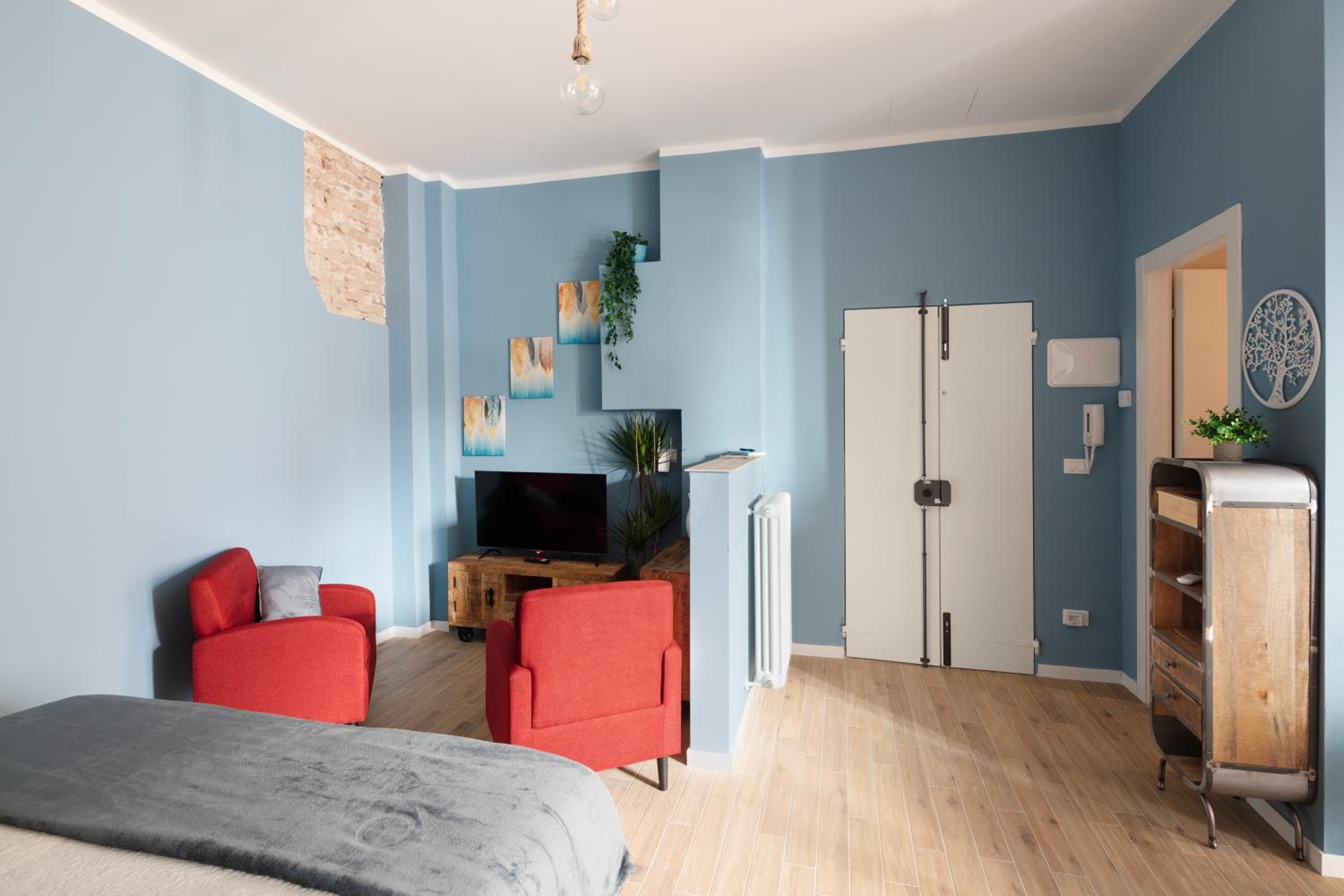 Bologna Vacations - CASA PETRONIO APARTMENTS BOLOGNA CENTER - Property Image 8