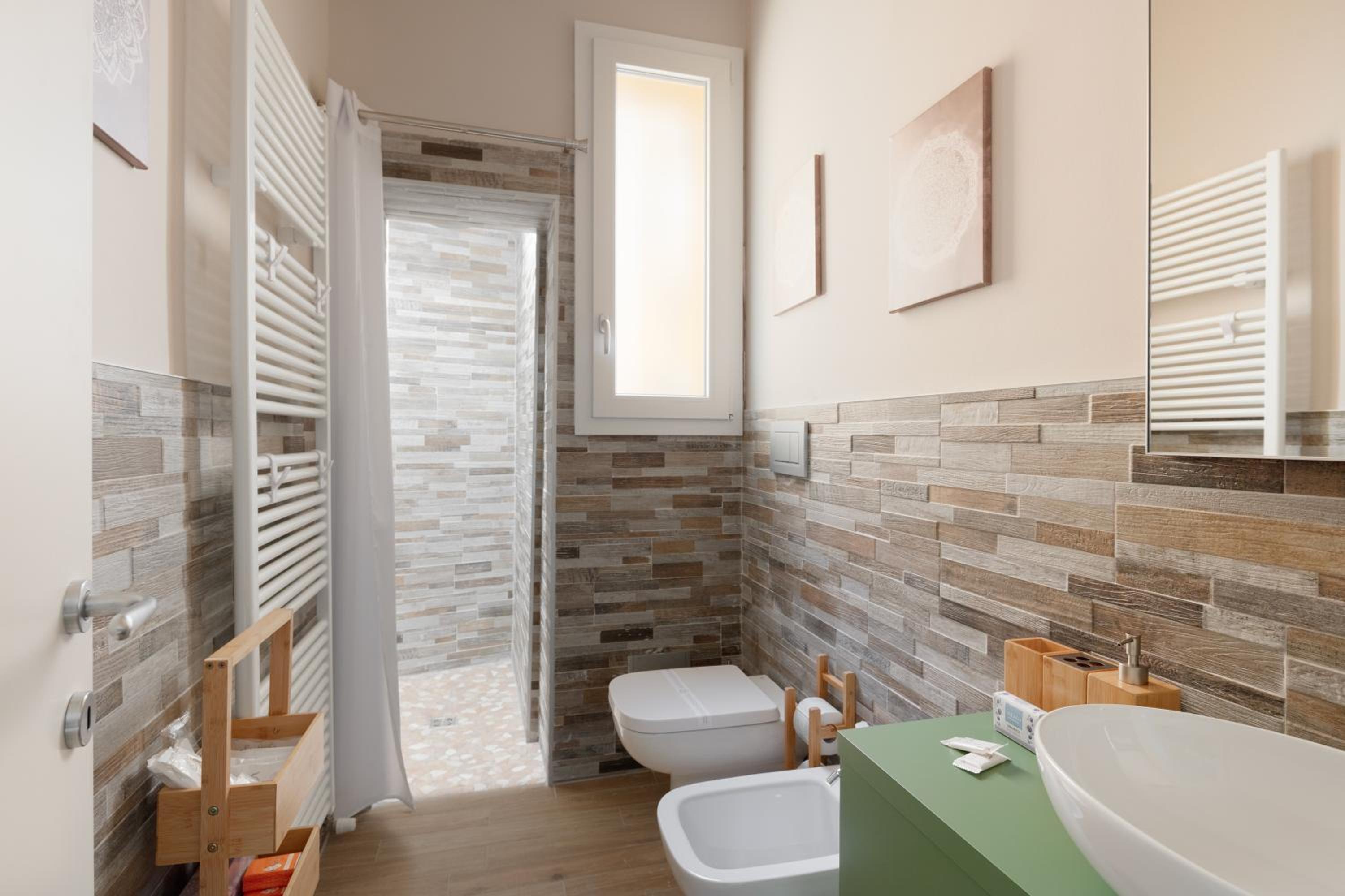 Bologna Vacations - CASA PETRONIO APARTMENTS BOLOGNA CENTER - Property Image 10