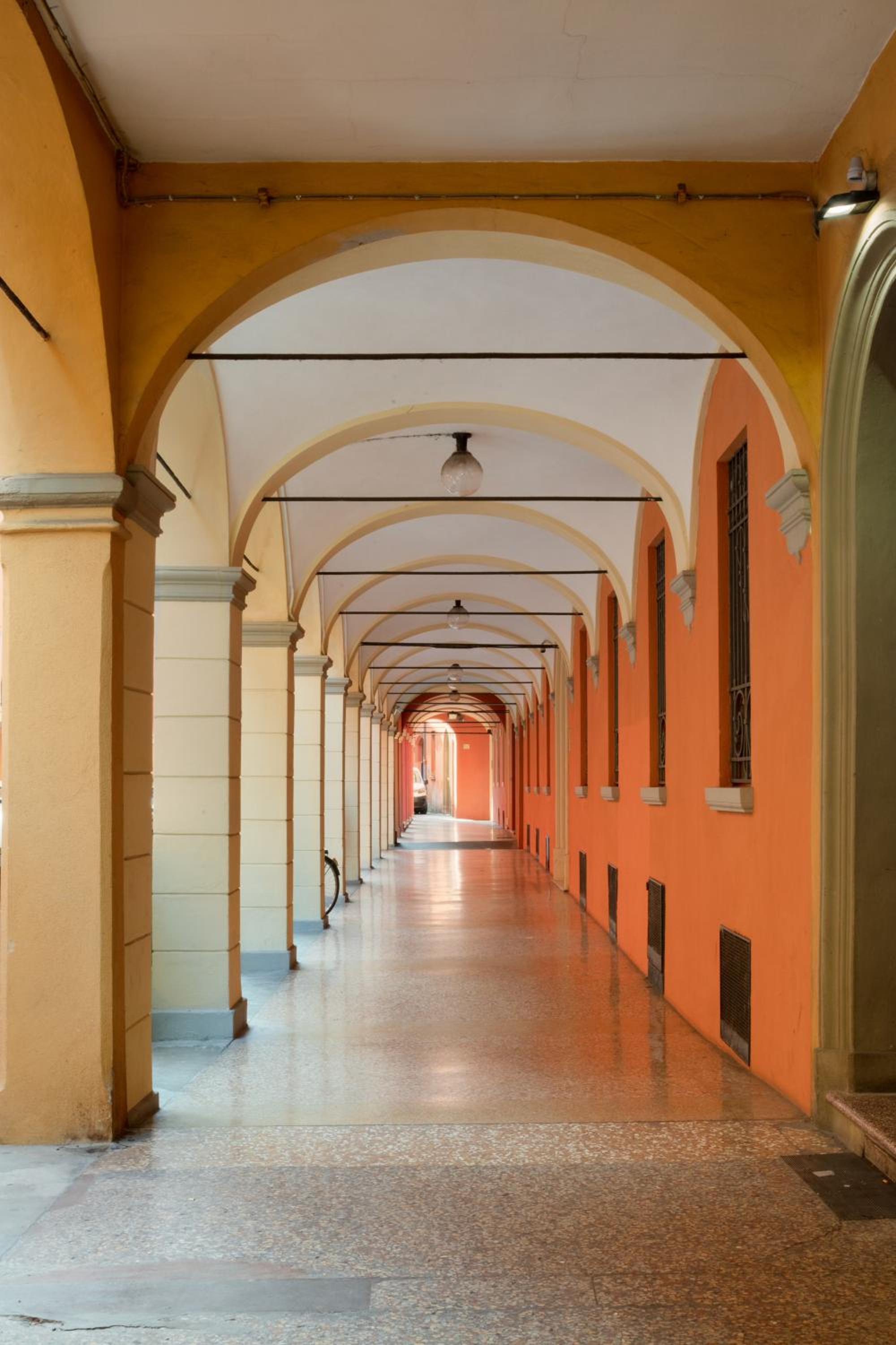 Bologna Vacations - CASA PETRONIO APARTMENTS BOLOGNA CENTER - Property Image 14