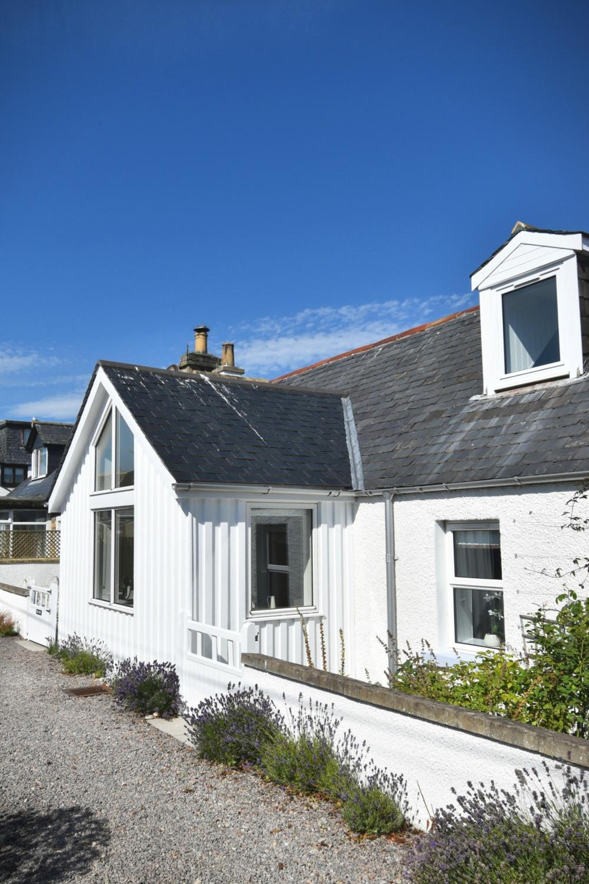 Dram Cottage, Findhorn Bay