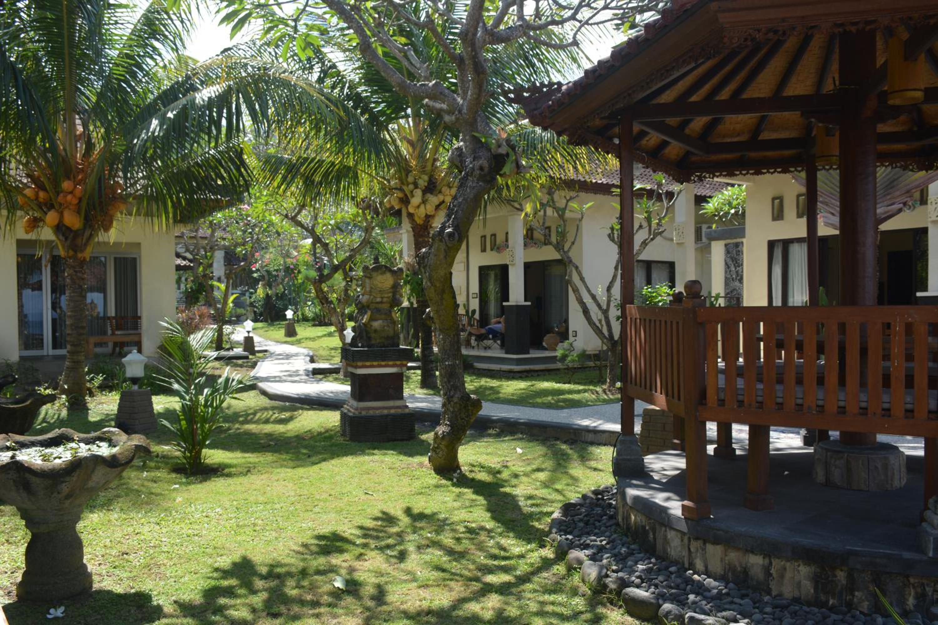 Segara Wangi Beach Cottages