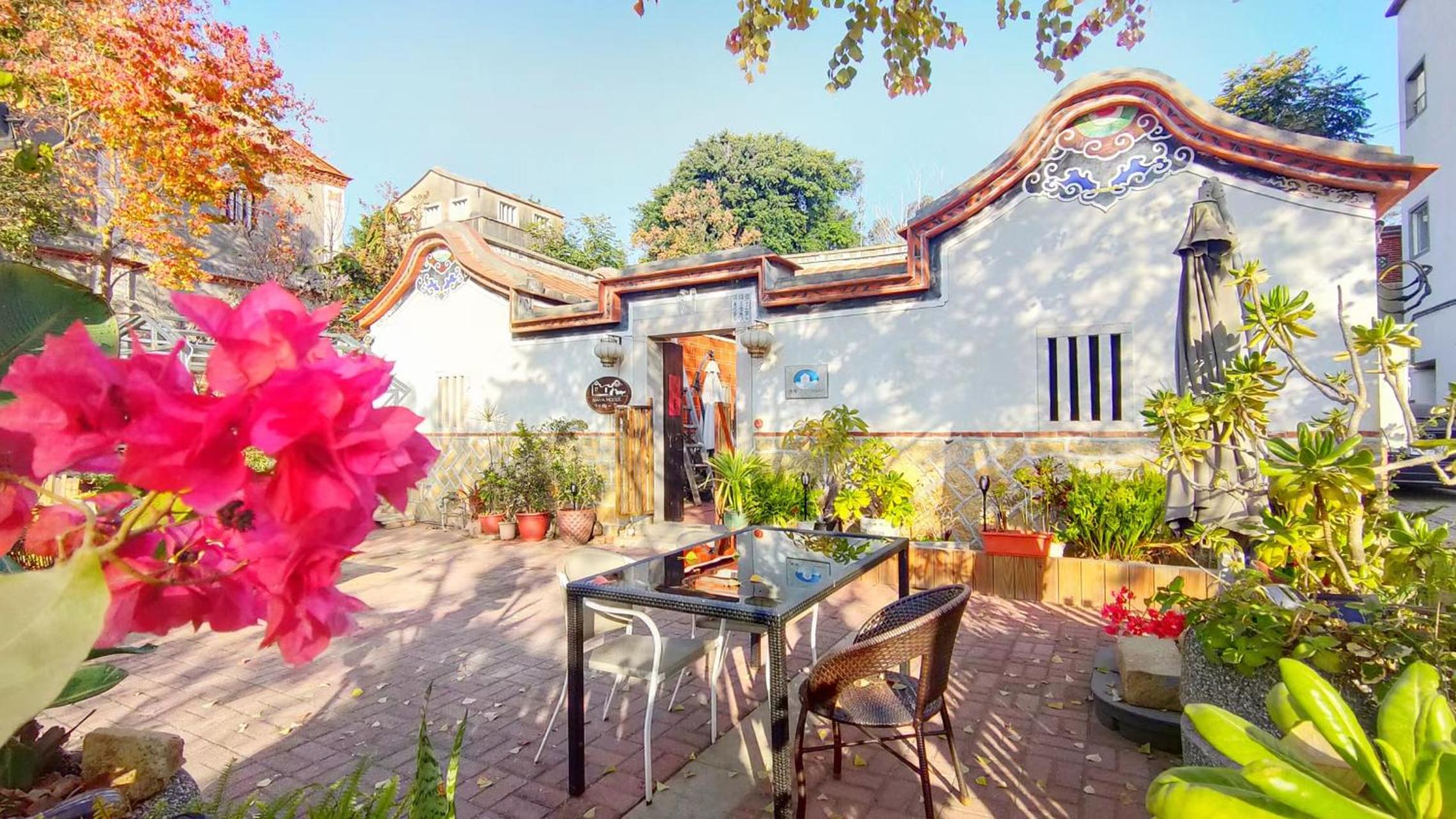 Photo 64