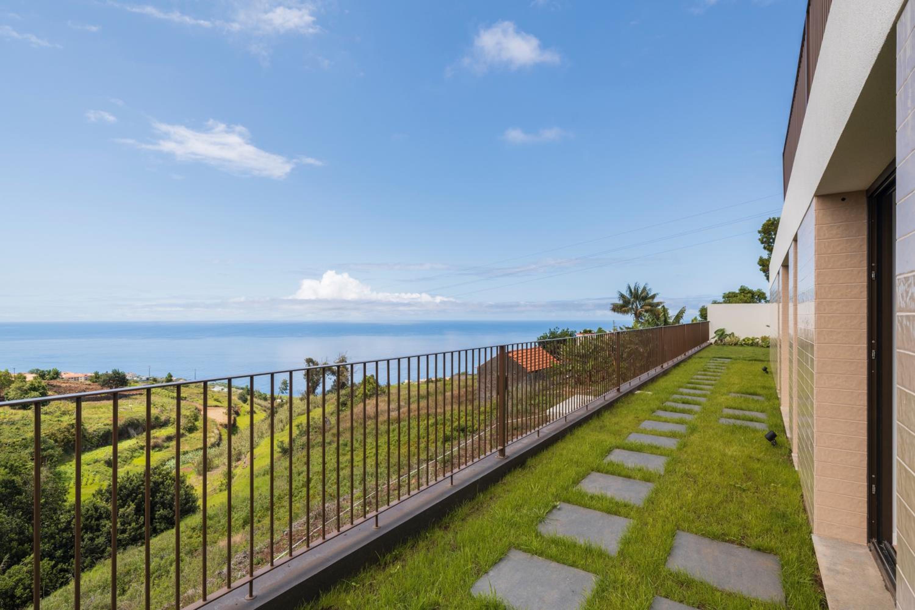 OurMadeira - Calheta Pearl