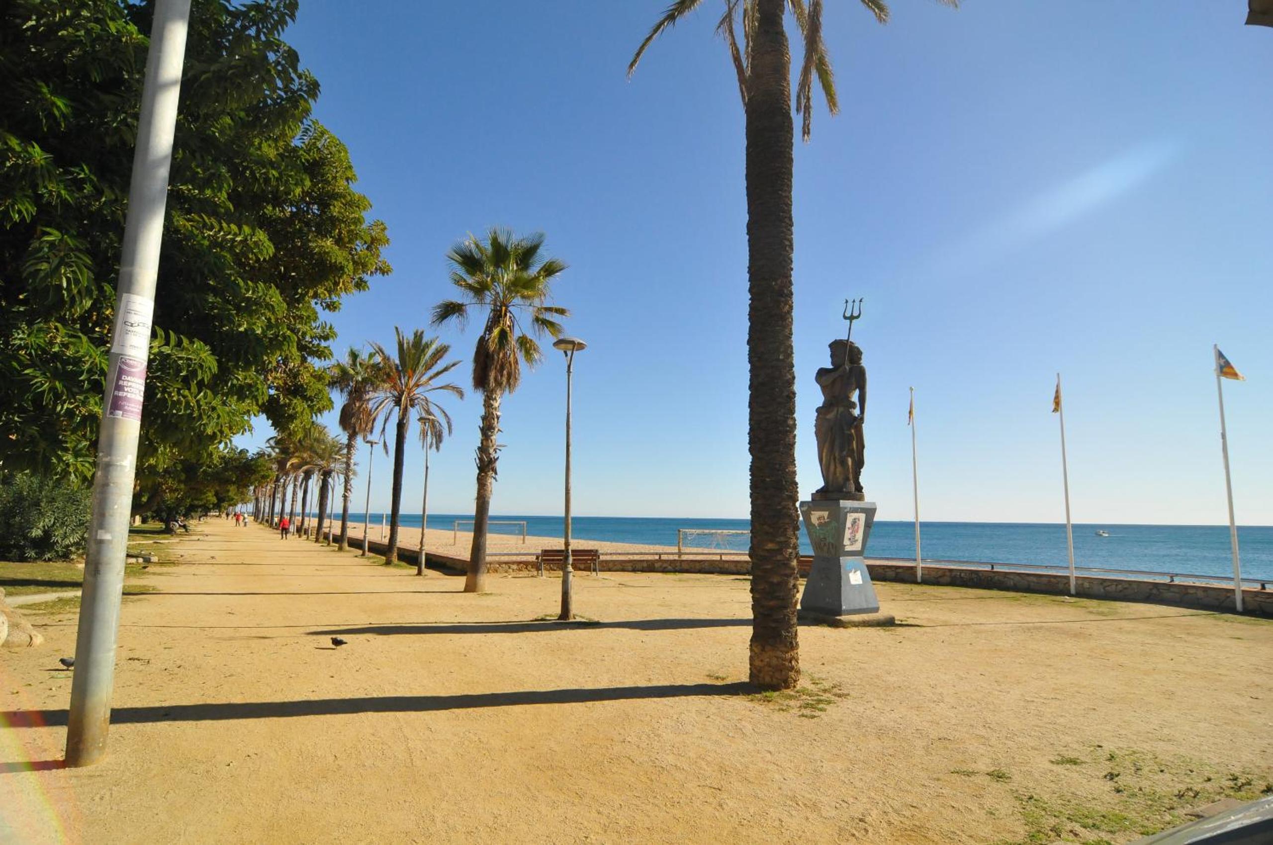 HomeHolidaysRentals Palm Beach - Costa Barcelona