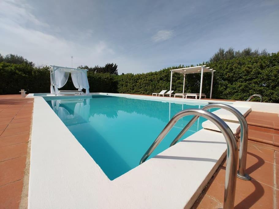 Villa Angela Pool & Suites, piscina privata, giardino, barbecue, parcheggio e WiFi gratuita