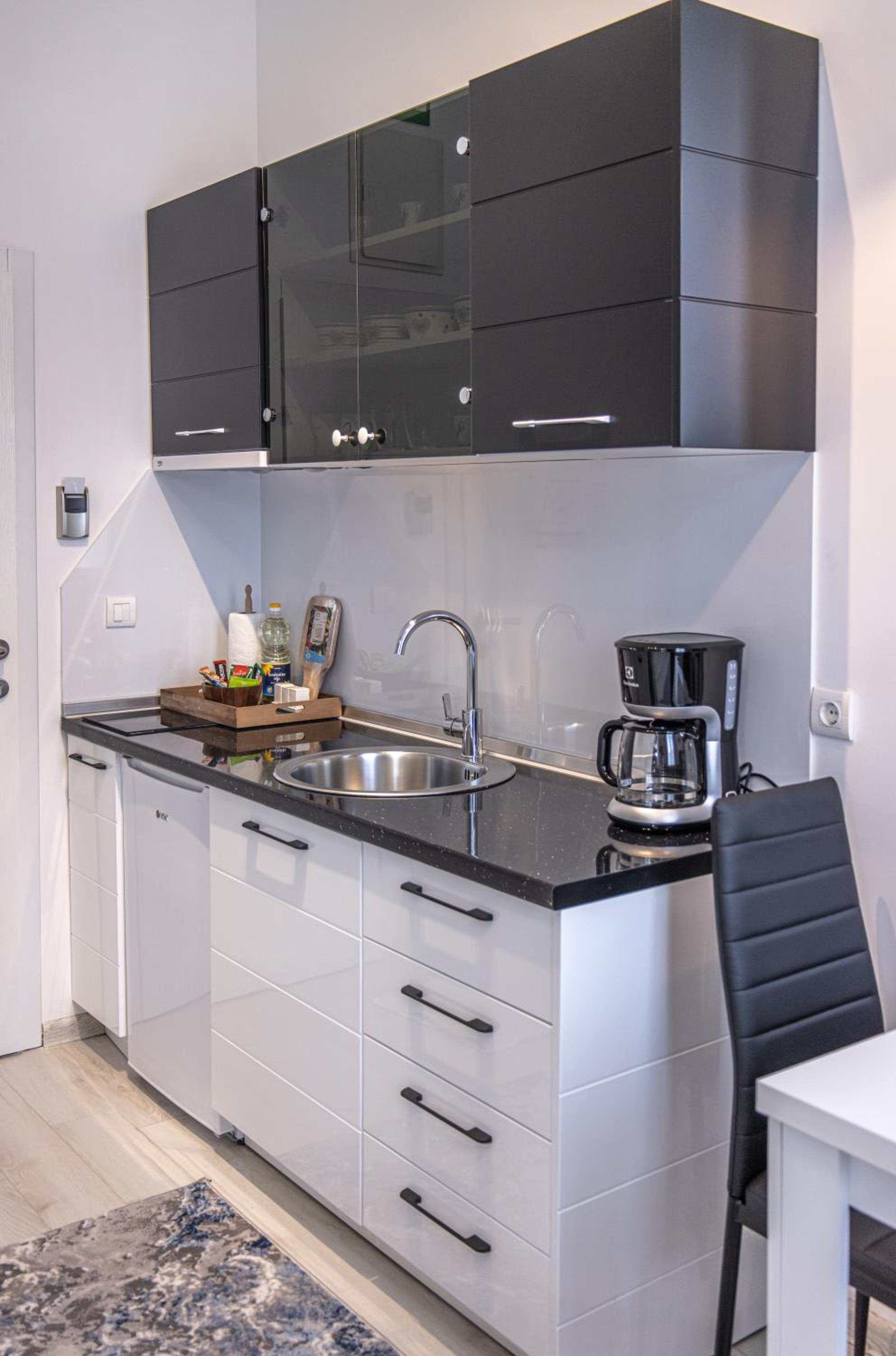 FIT Apartments