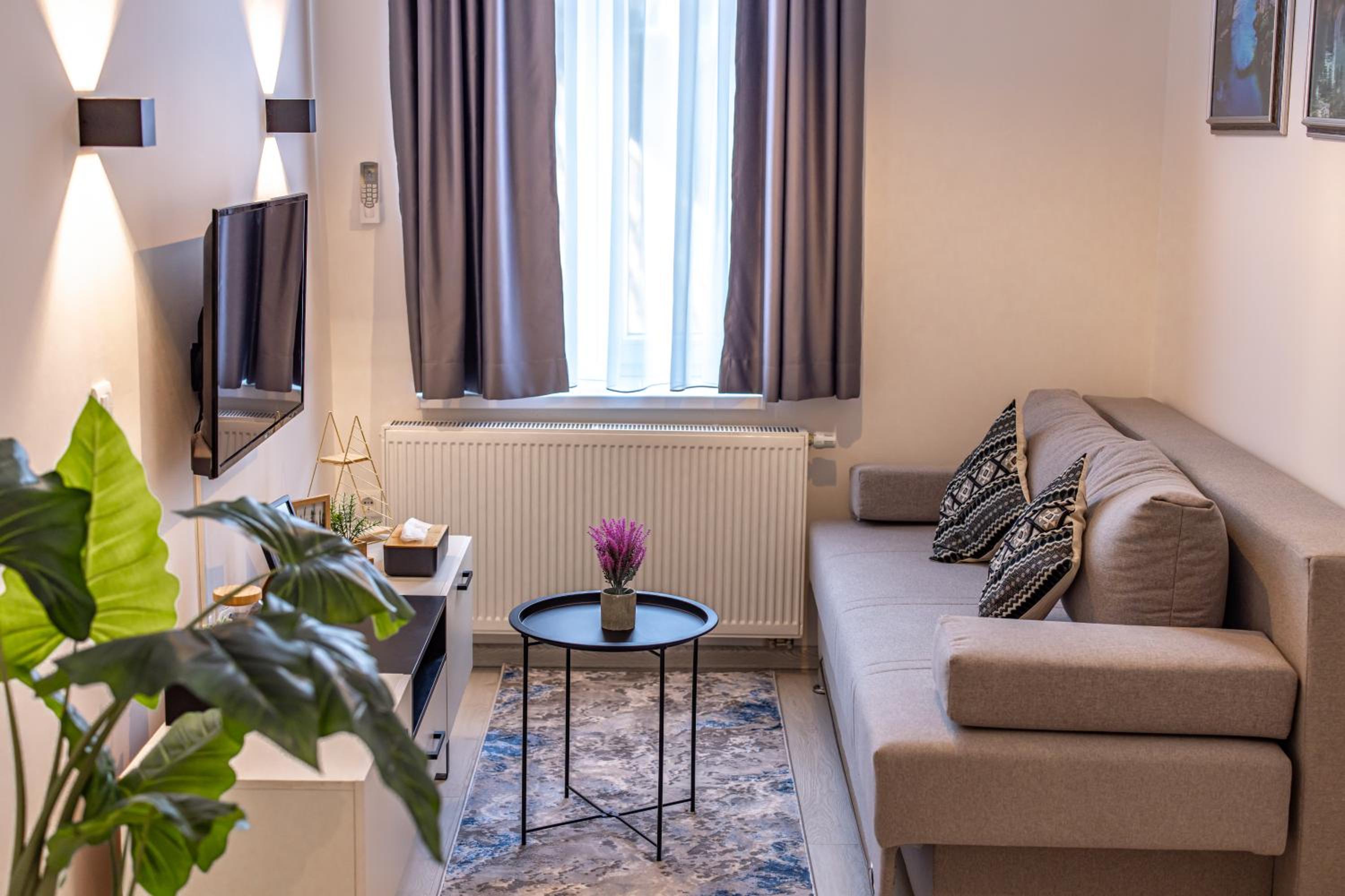 FIT Apartments