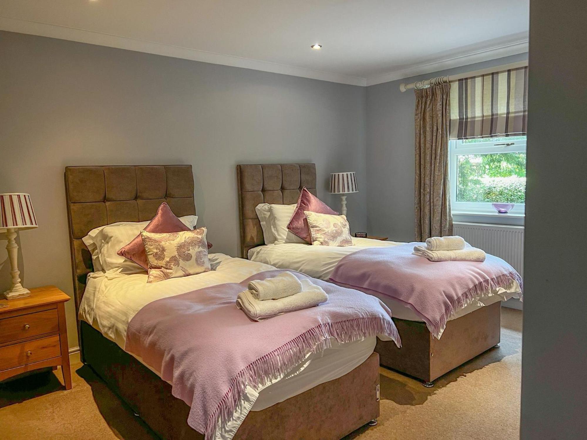 Geltsdale Garden Apartment ground floor home in Wetheral close to Carlisle & Ullswater
