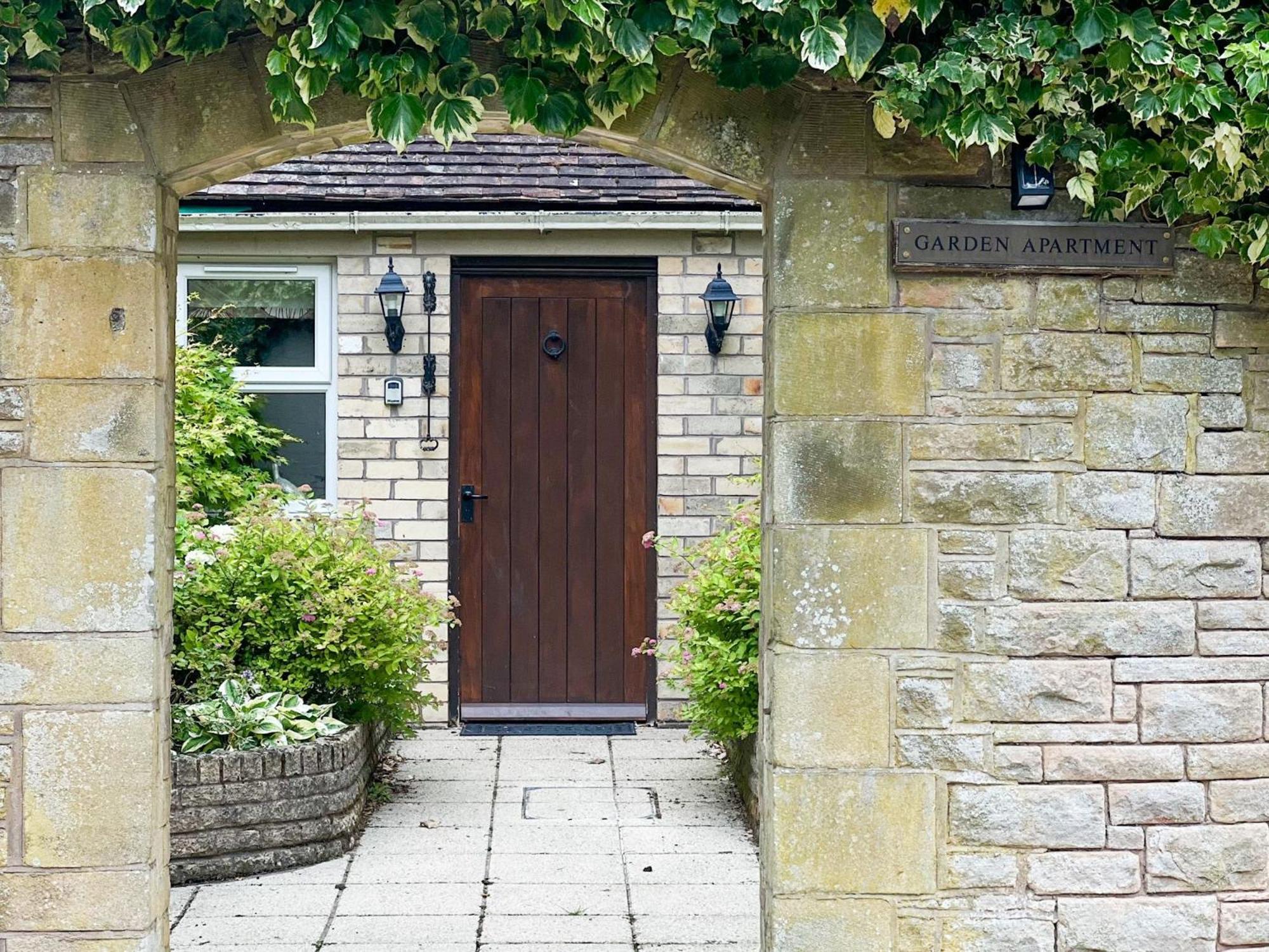 Geltsdale Garden Apartment ground floor home in Wetheral close to Carlisle & Ullswater