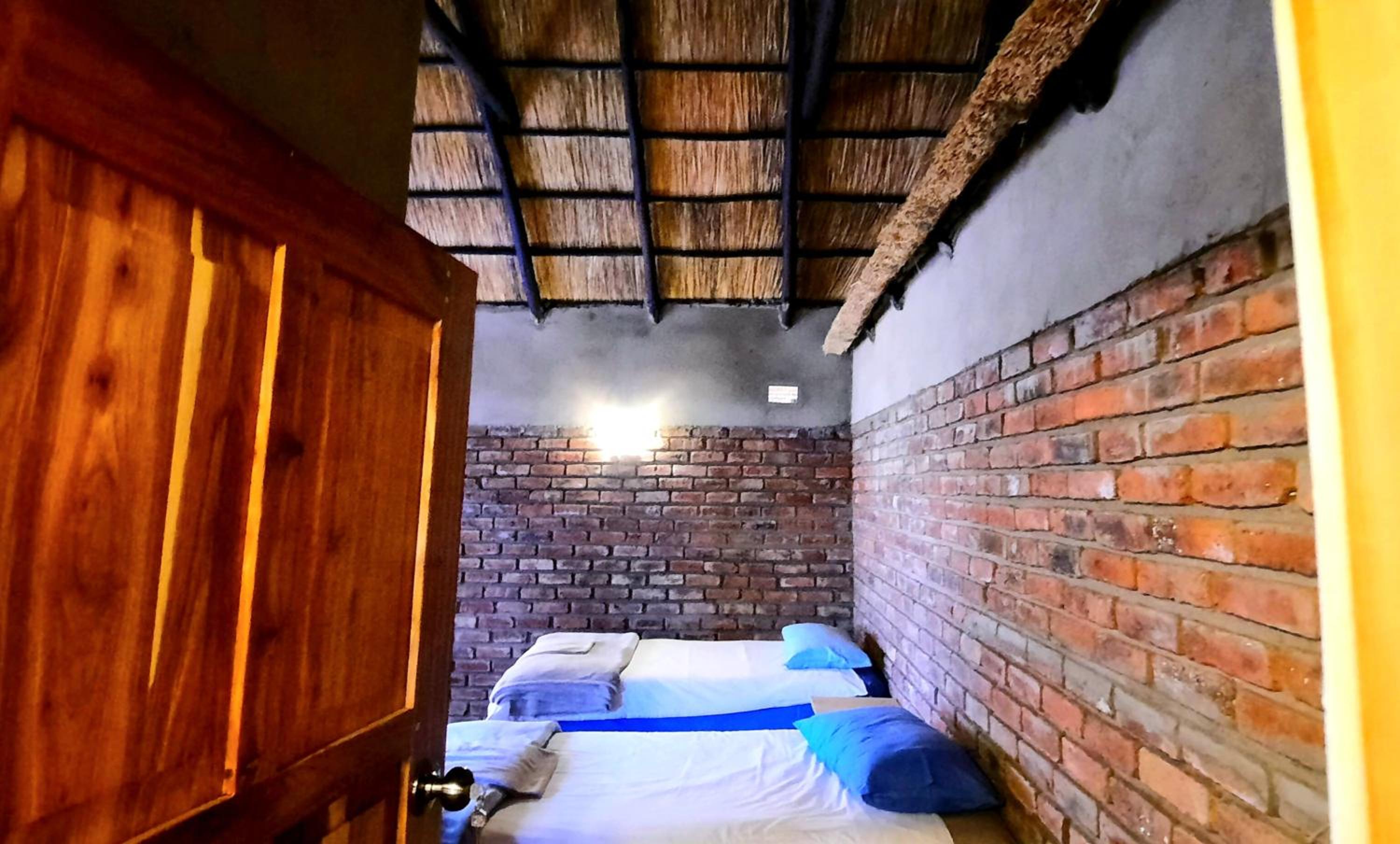 iroCK Lodge