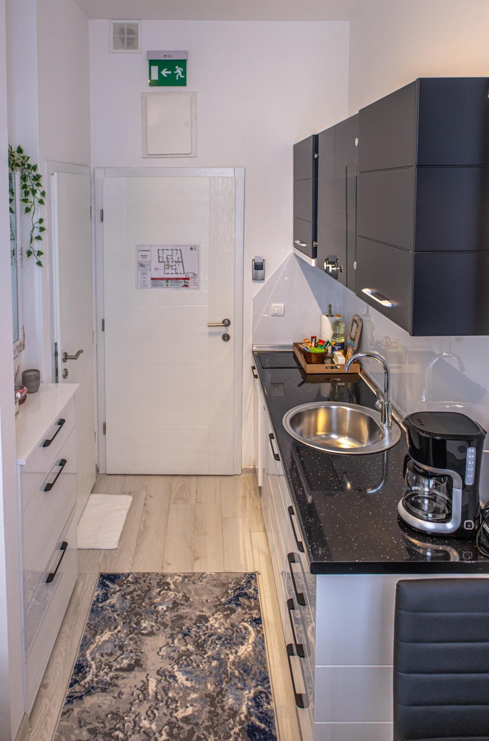 FIT Apartments