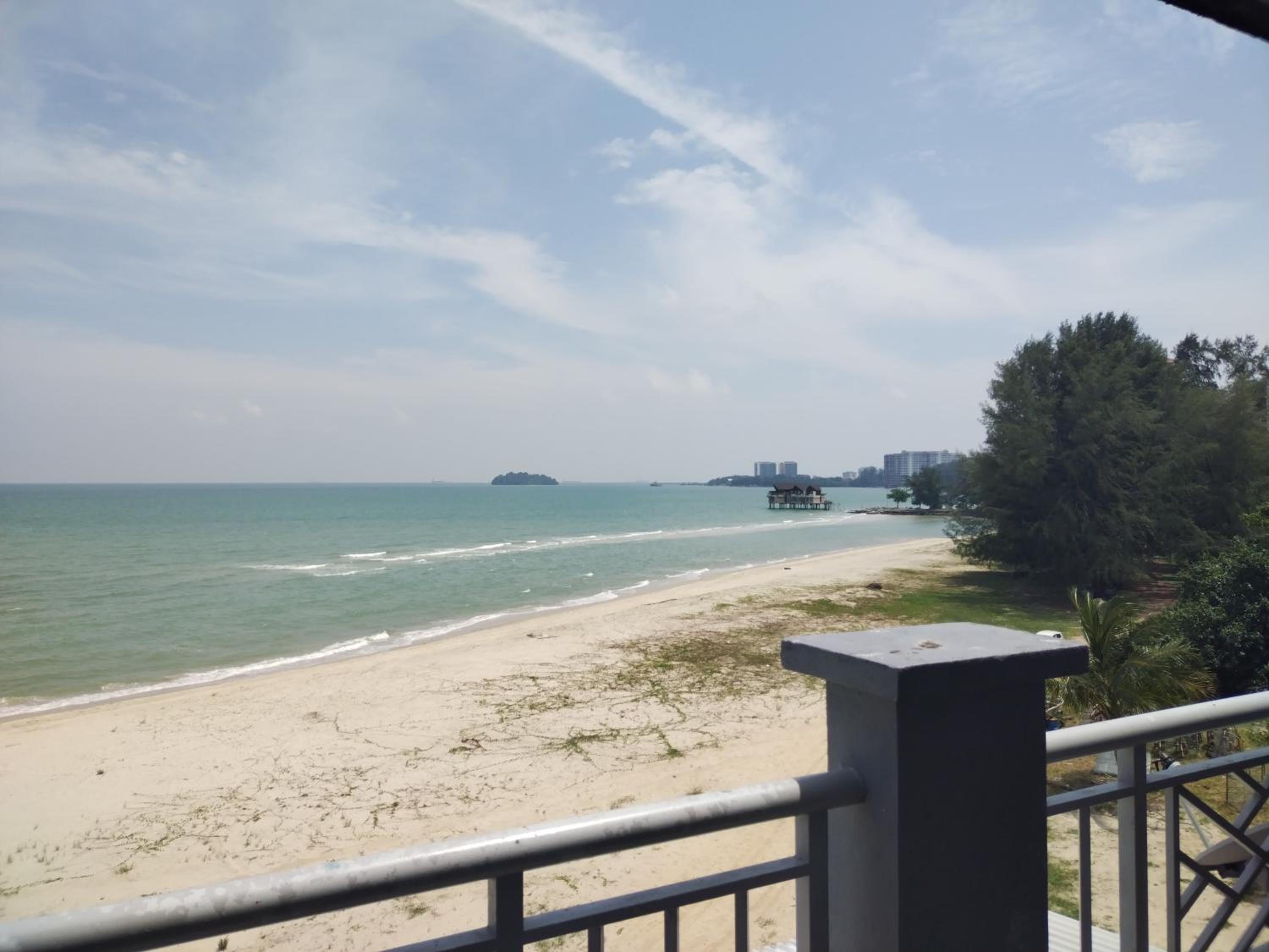 Shahmi Seaview Apartment (North)