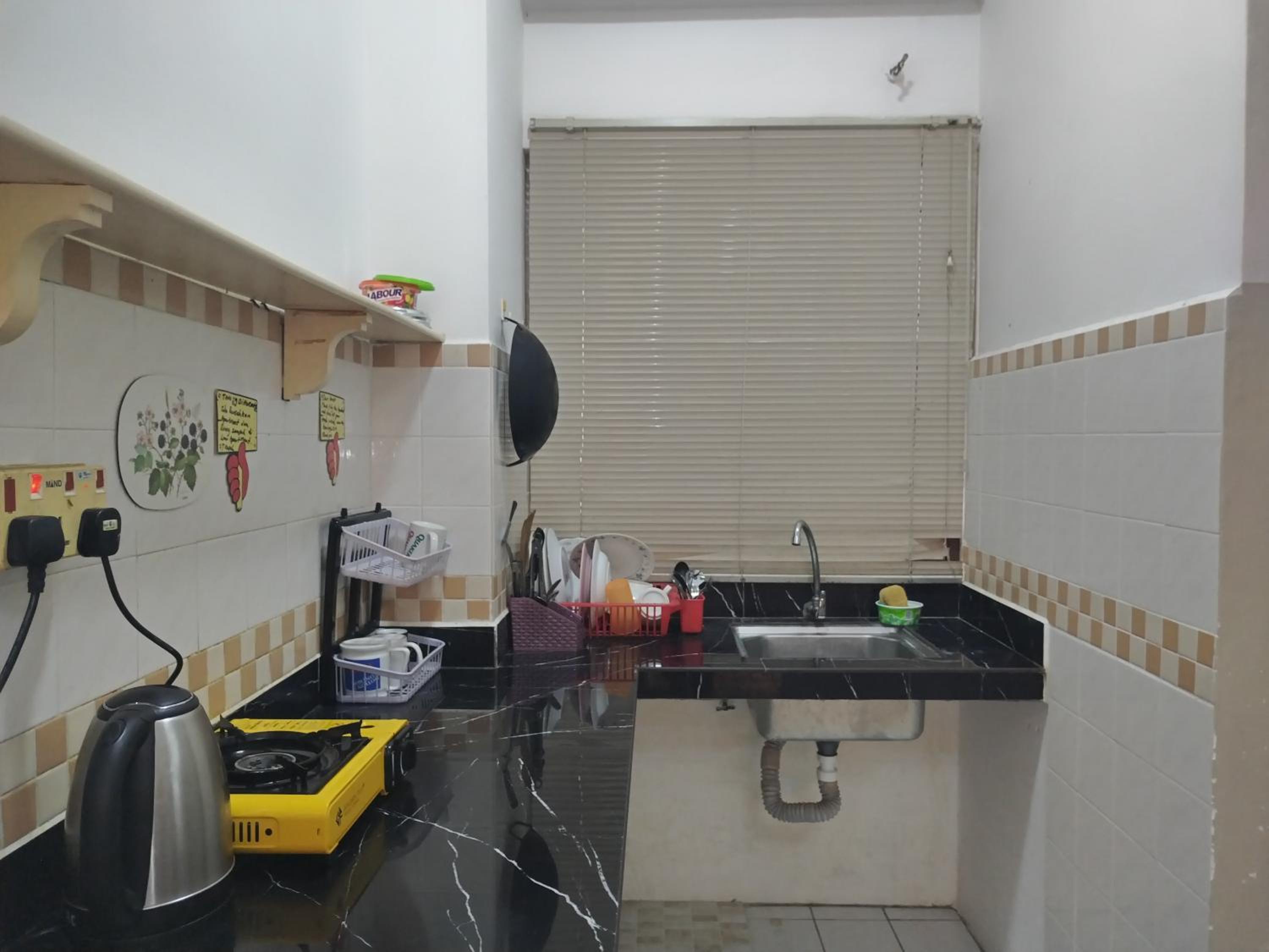 Shahmi Seaview Apartment (North)